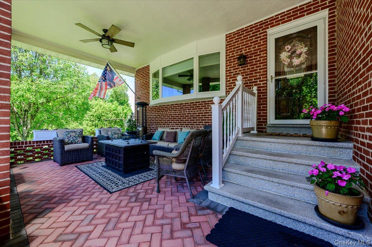 185 Jefferson Avenue – For Sale photo 8