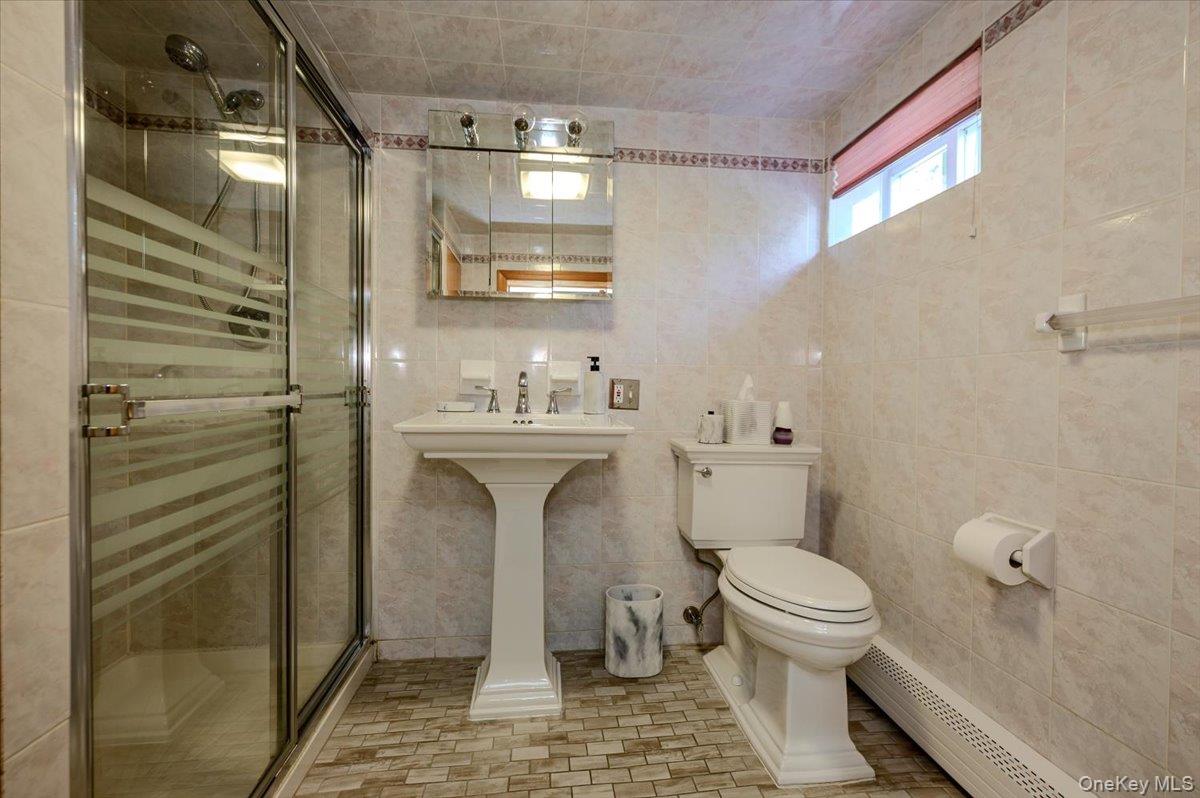 185 Jefferson Avenue – For Sale photo 32
