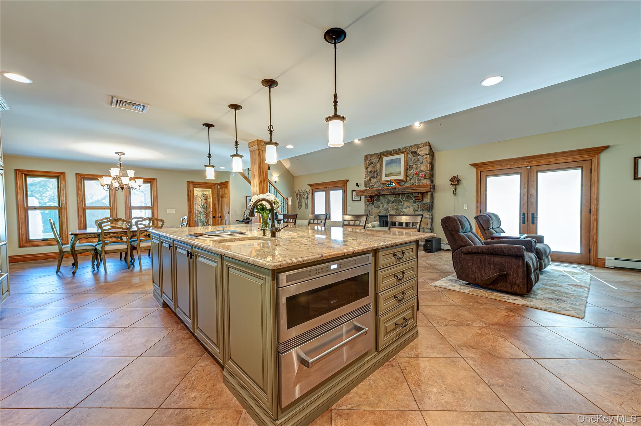 130 N Country Road – For Sale photo 8