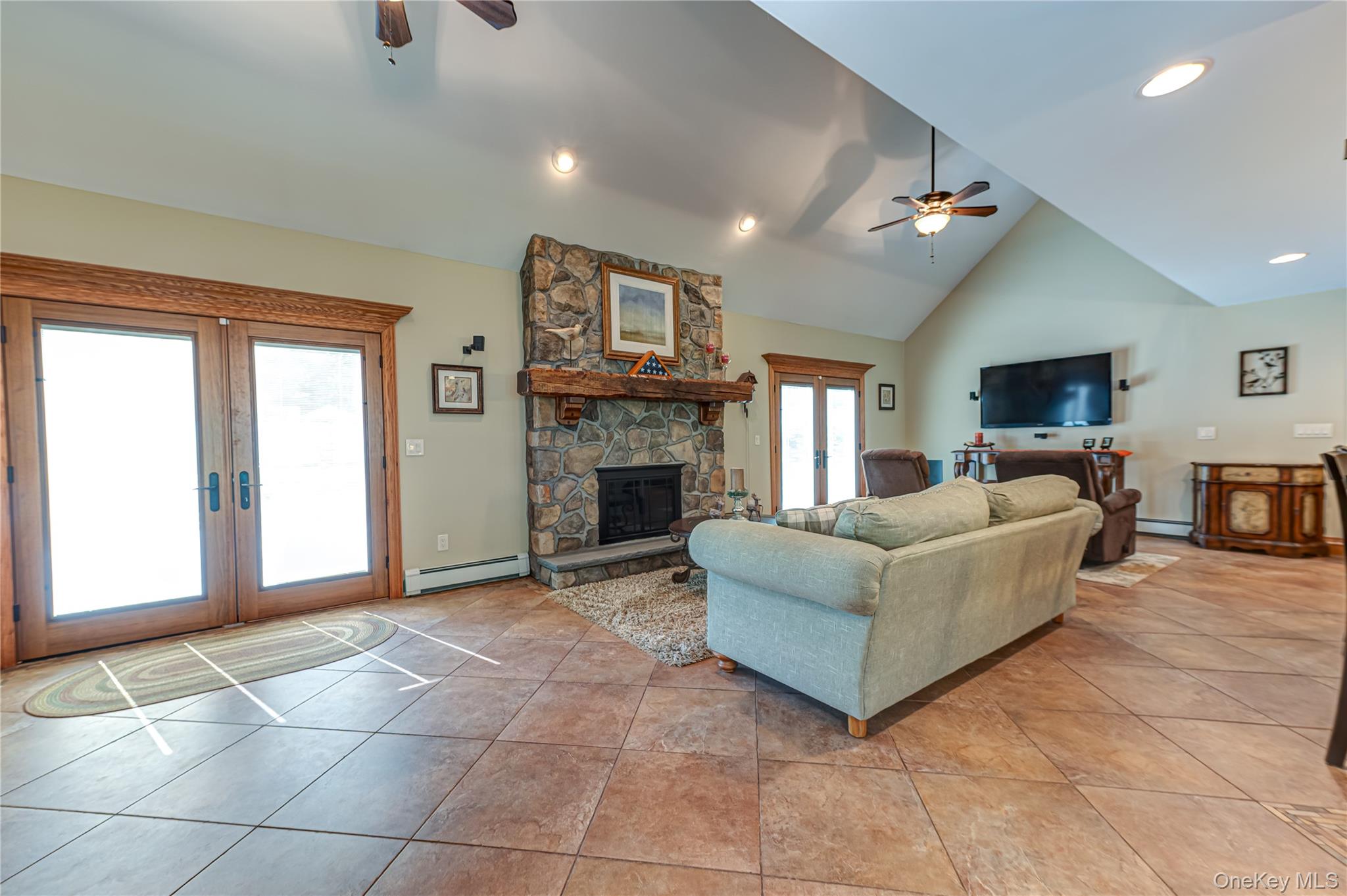 130 N Country Road – For Sale photo 10