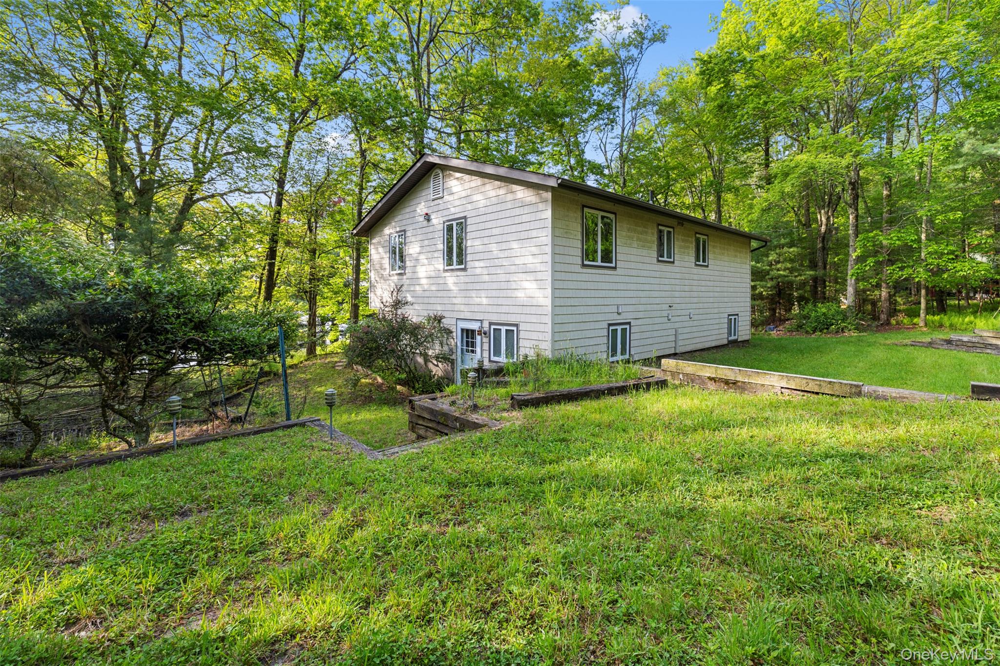 16 Fairway Drive – For Sale photo 13