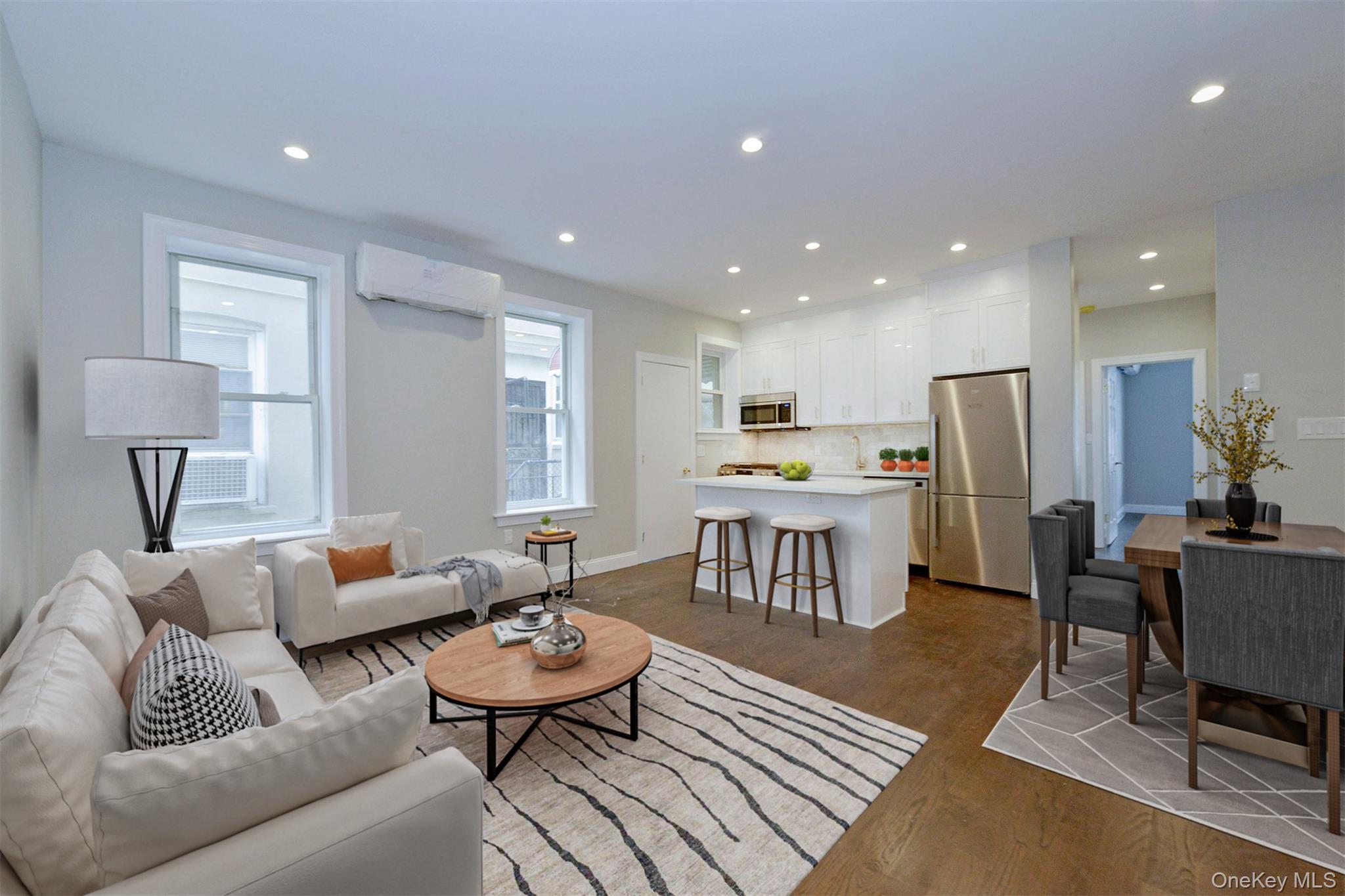2370 26th Street, Unit 3 Family