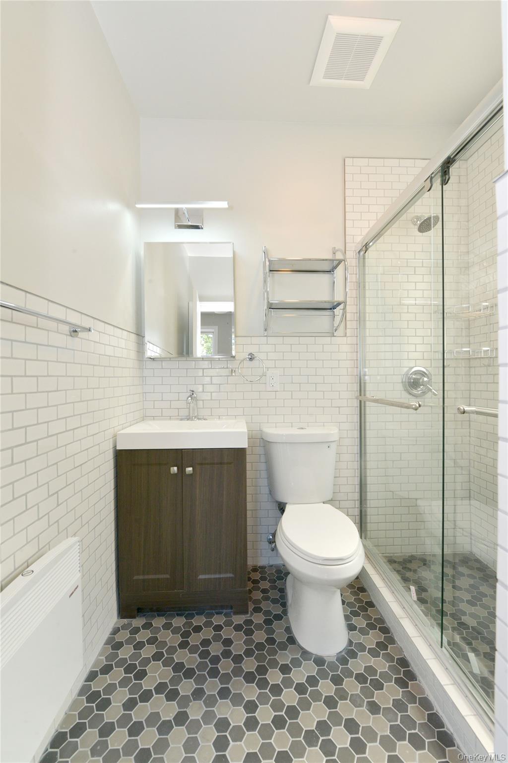 2370 26th Street, Unit 3 Family photo 14