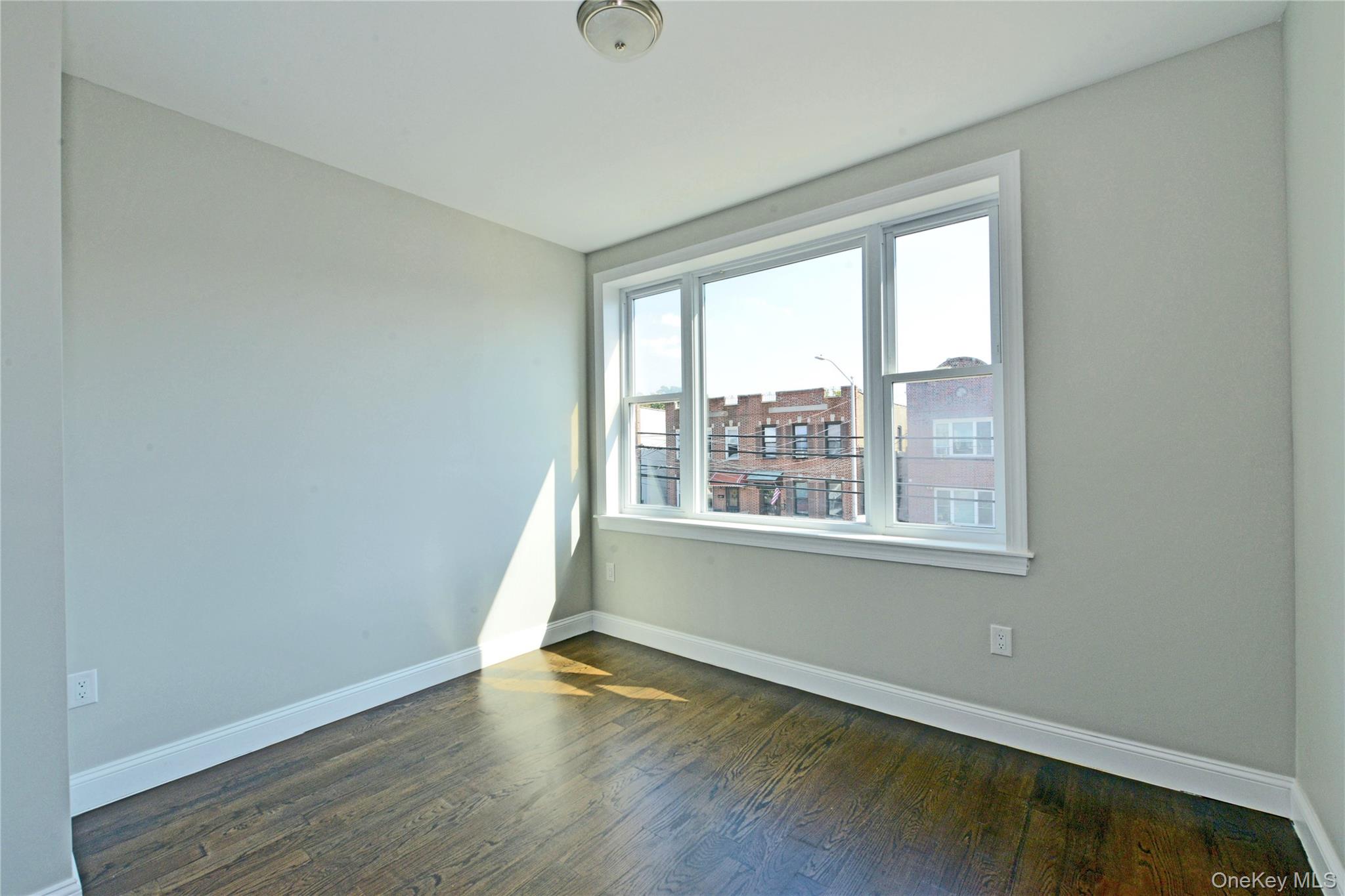 2370 26th Street, Unit 3 Family photo 9