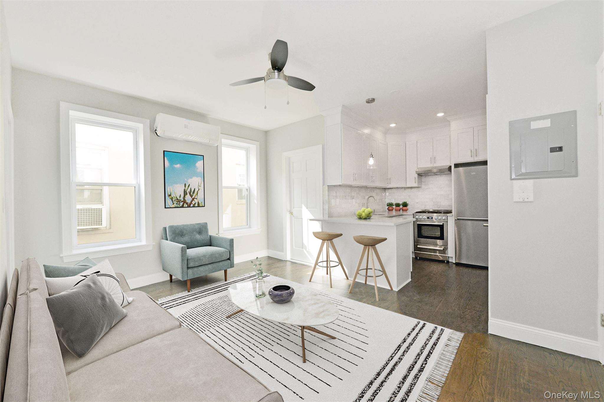 2370 26th Street, Unit 3 Family photo 5