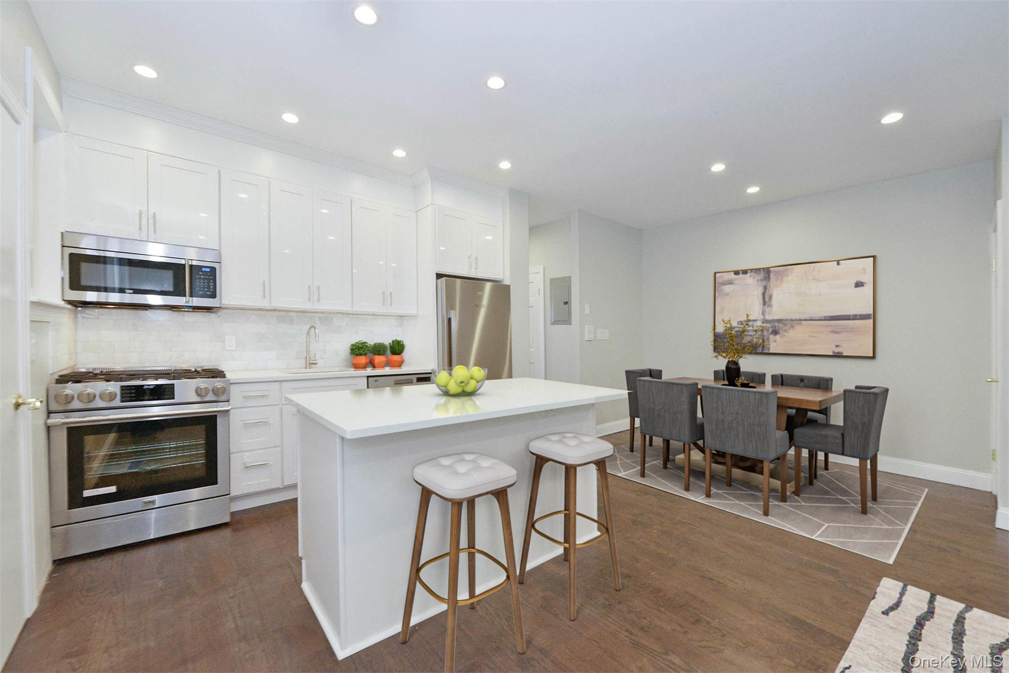 2370 26th Street, Unit 3 Family photo 3