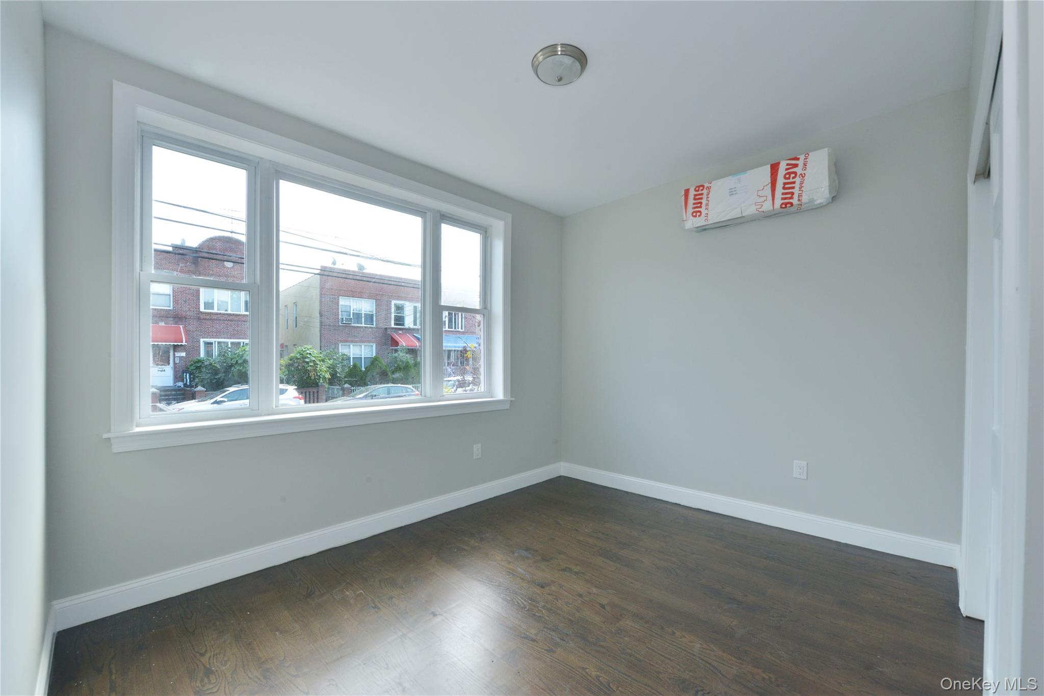 2370 26th Street, Unit 3 Family photo 10
