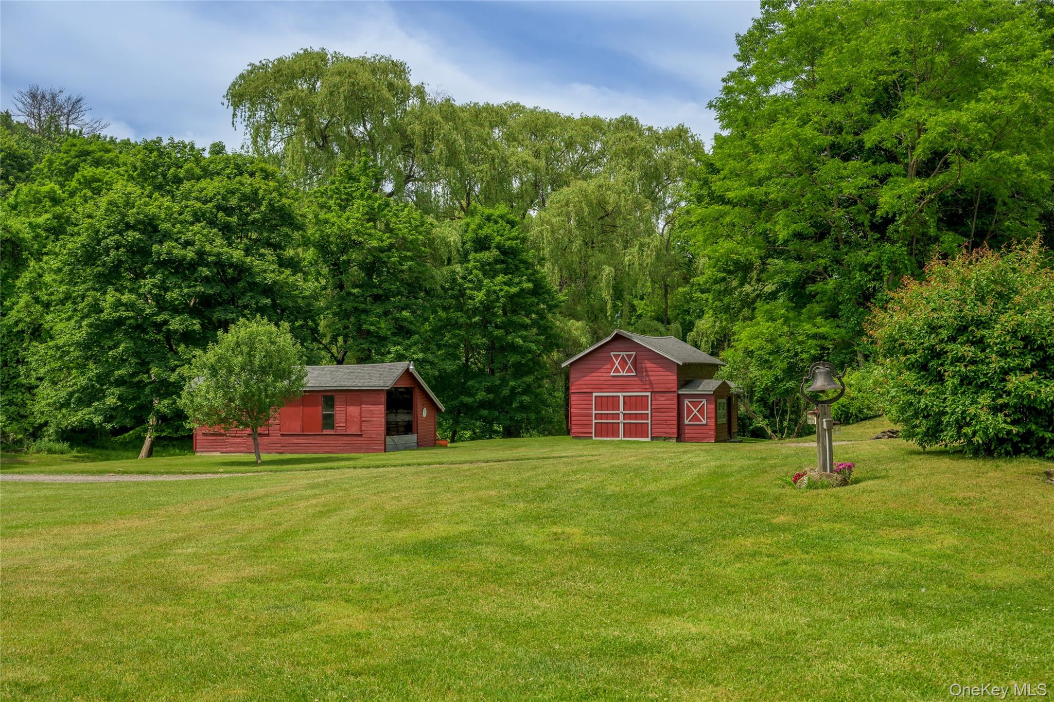 1530 River Road – For Sale photo 4