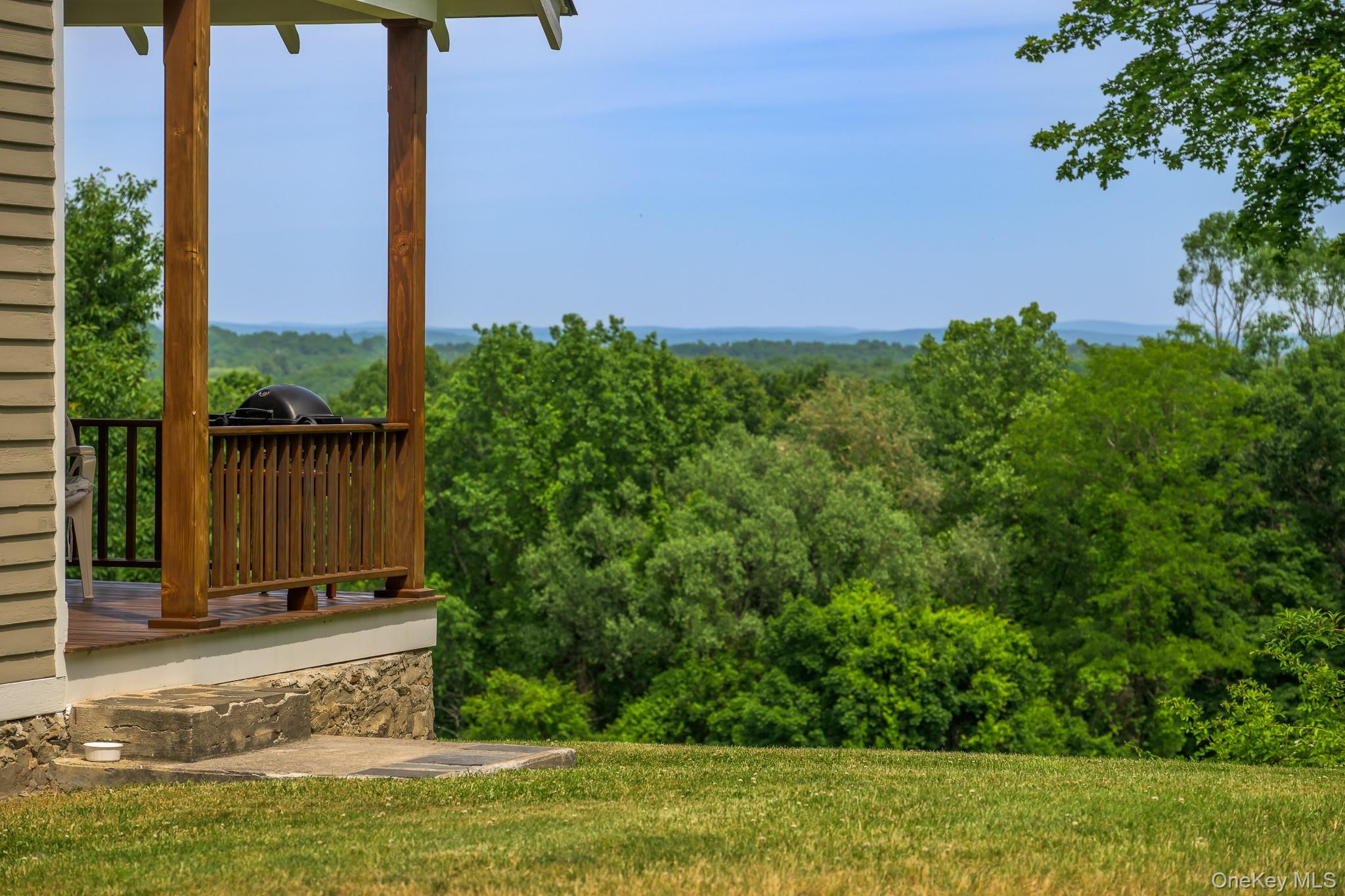 1530 River Road – For Sale photo 9