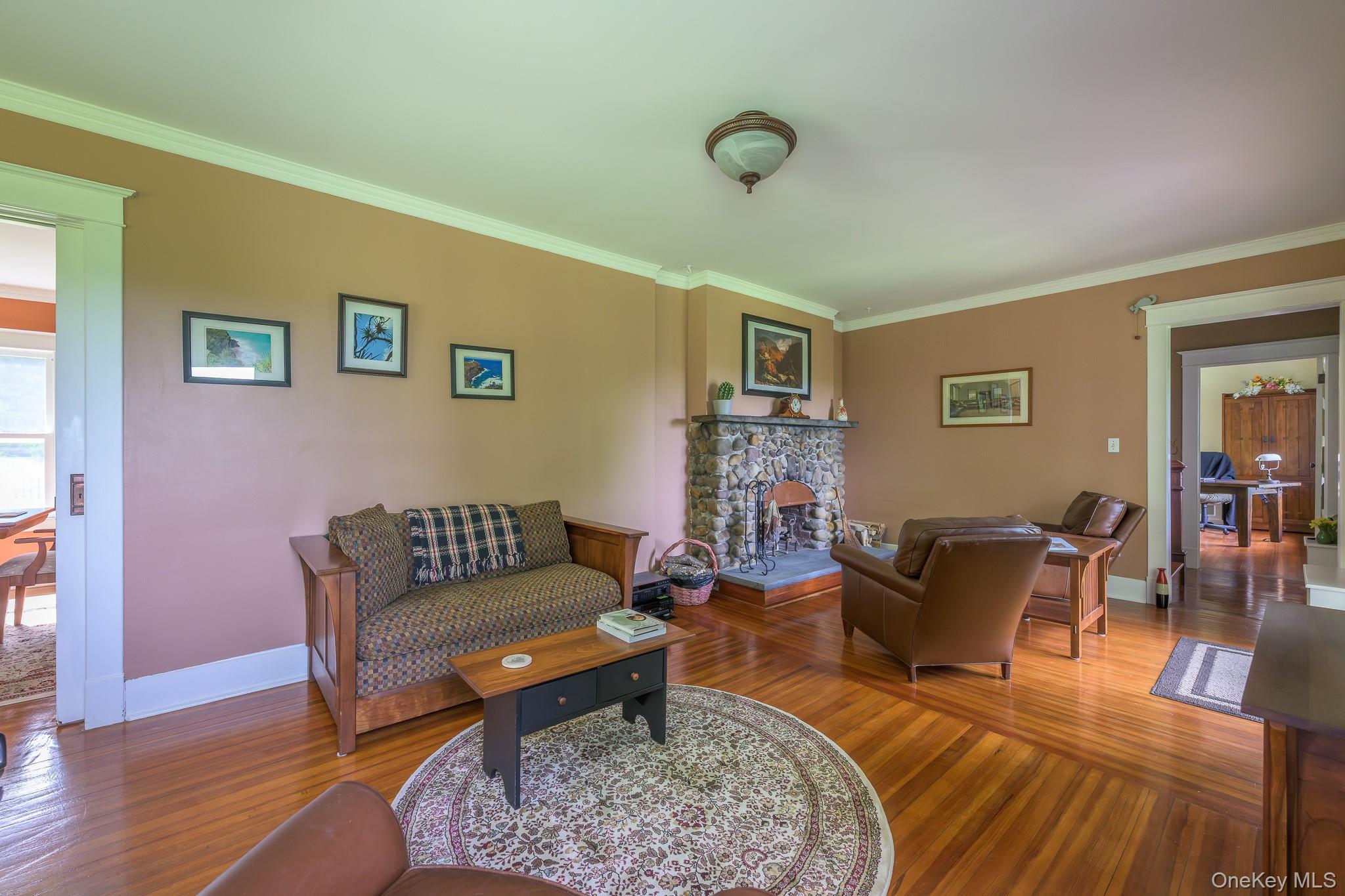 1530 River Road – For Sale photo 11
