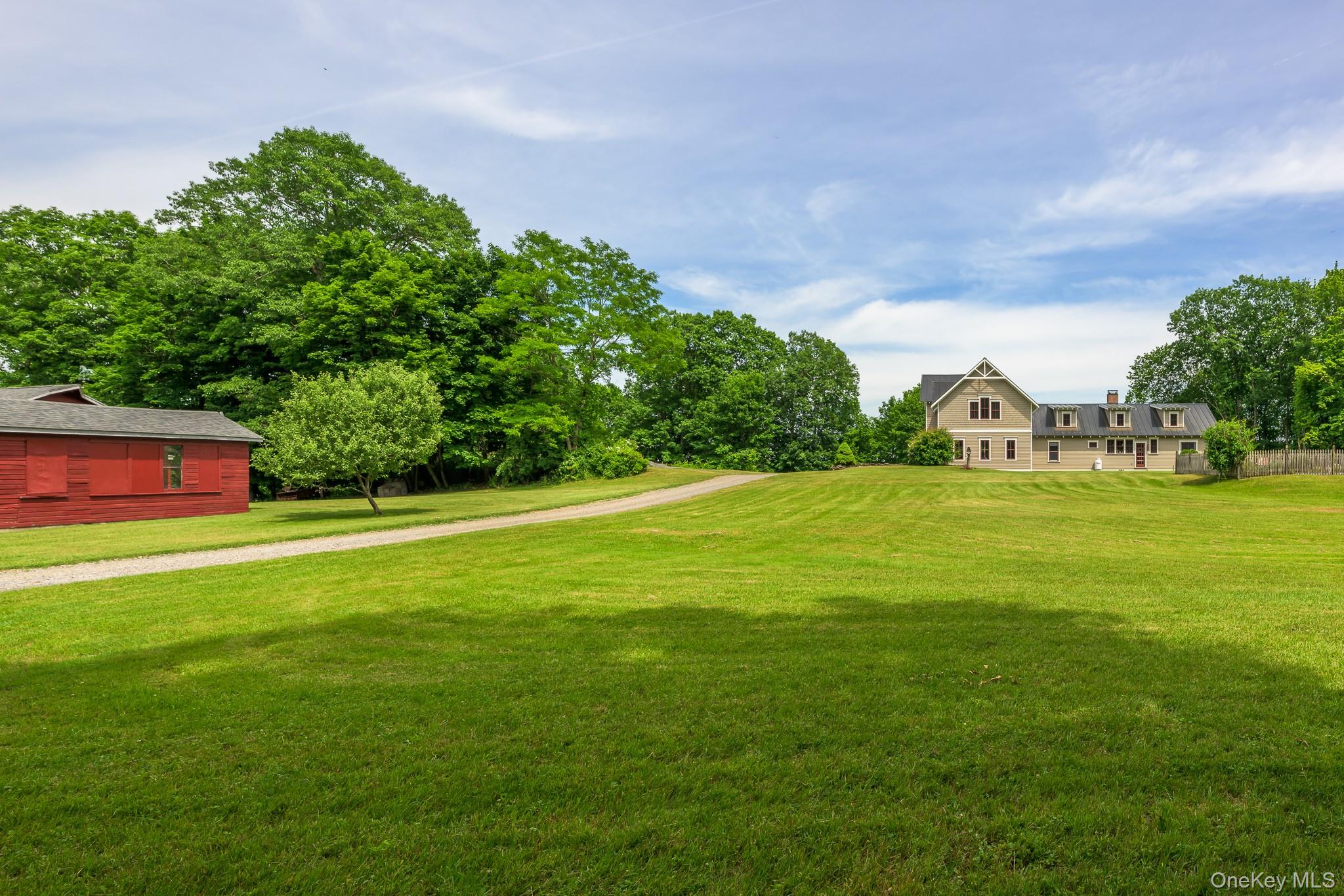 1530 River Road – For Sale photo 3