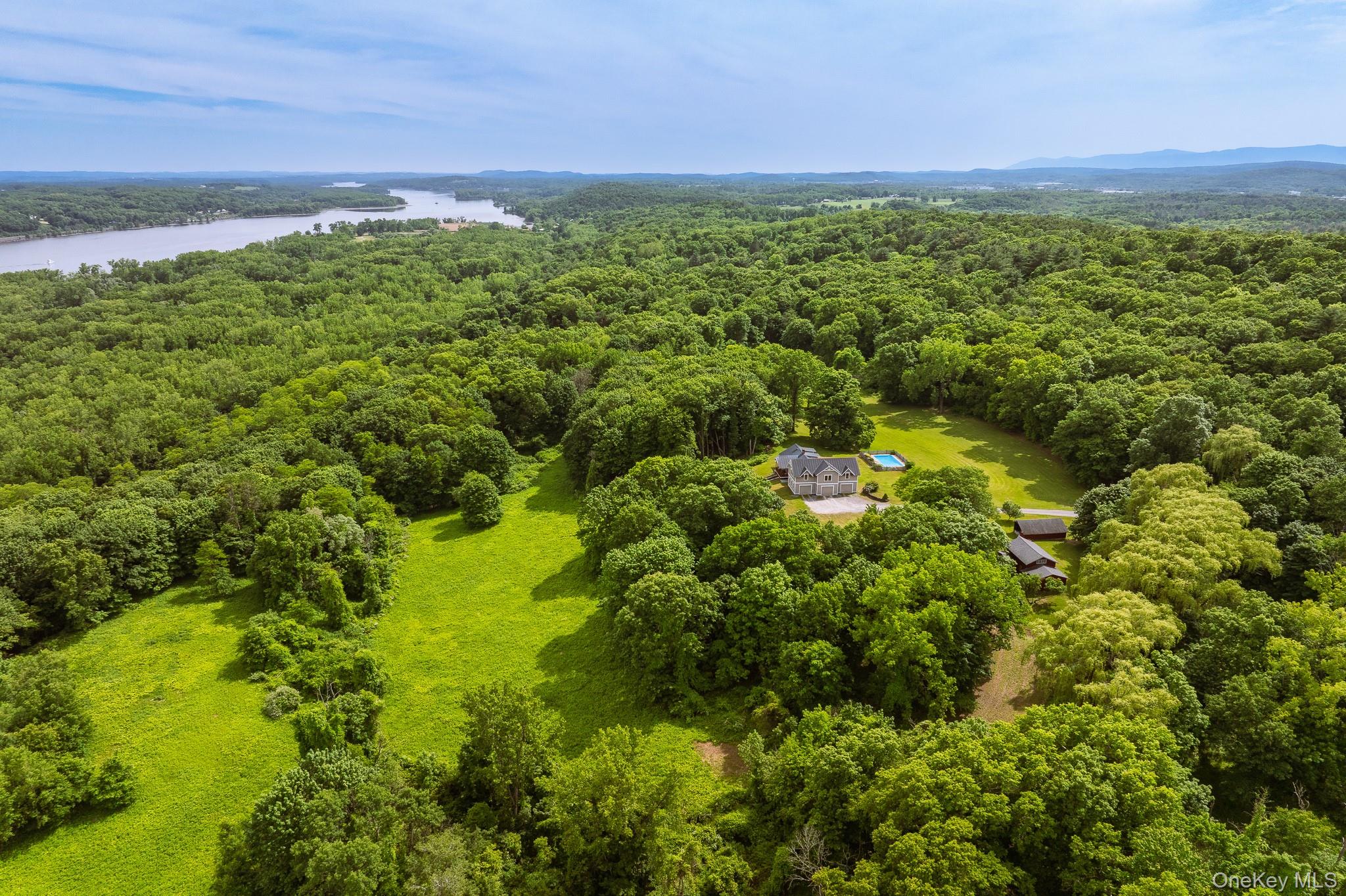 1530 River Road – For Sale photo 8