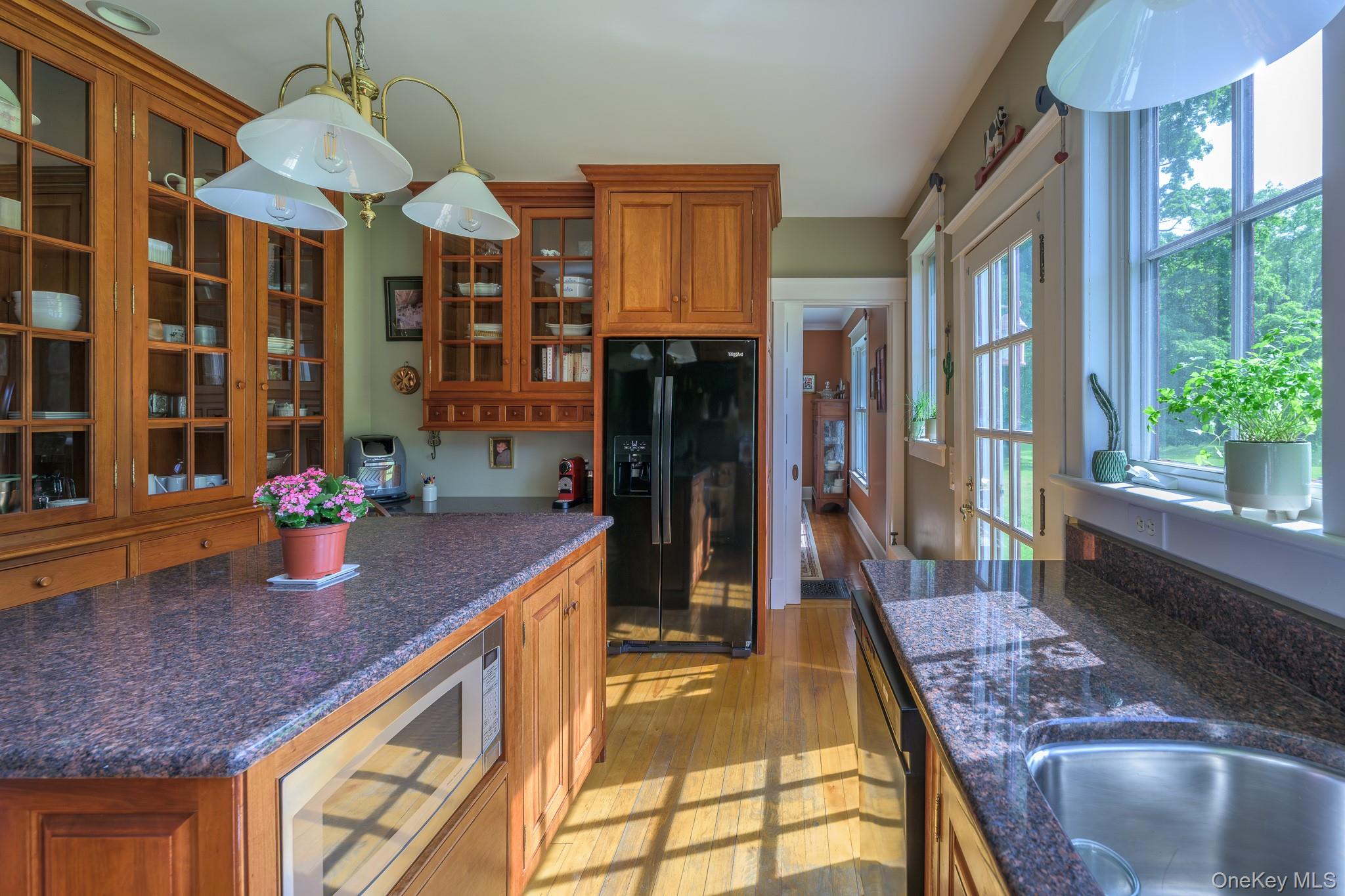 1530 River Road – For Sale photo 17