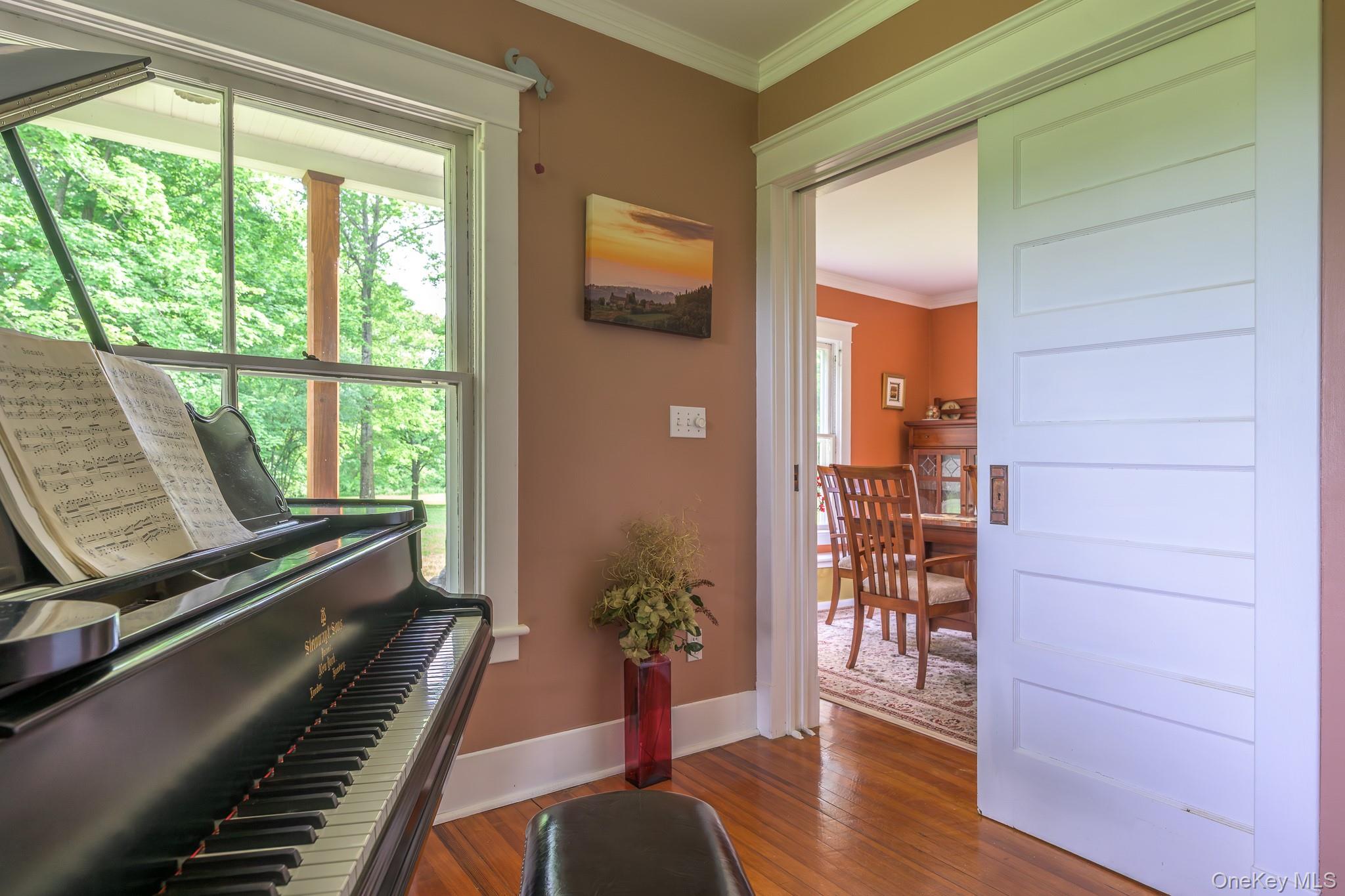 1530 River Road – For Sale photo 12