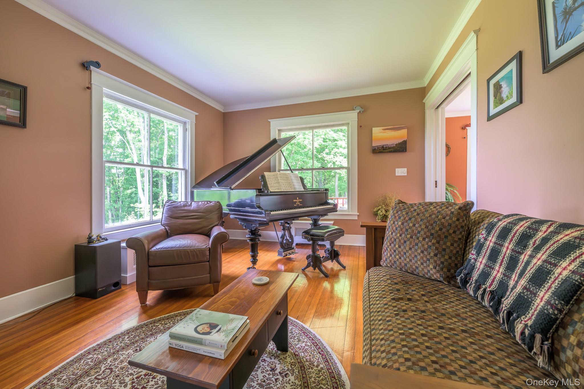 1530 River Road – For Sale photo 10