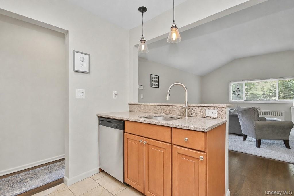7 Tudor Place – For Rent photo 8