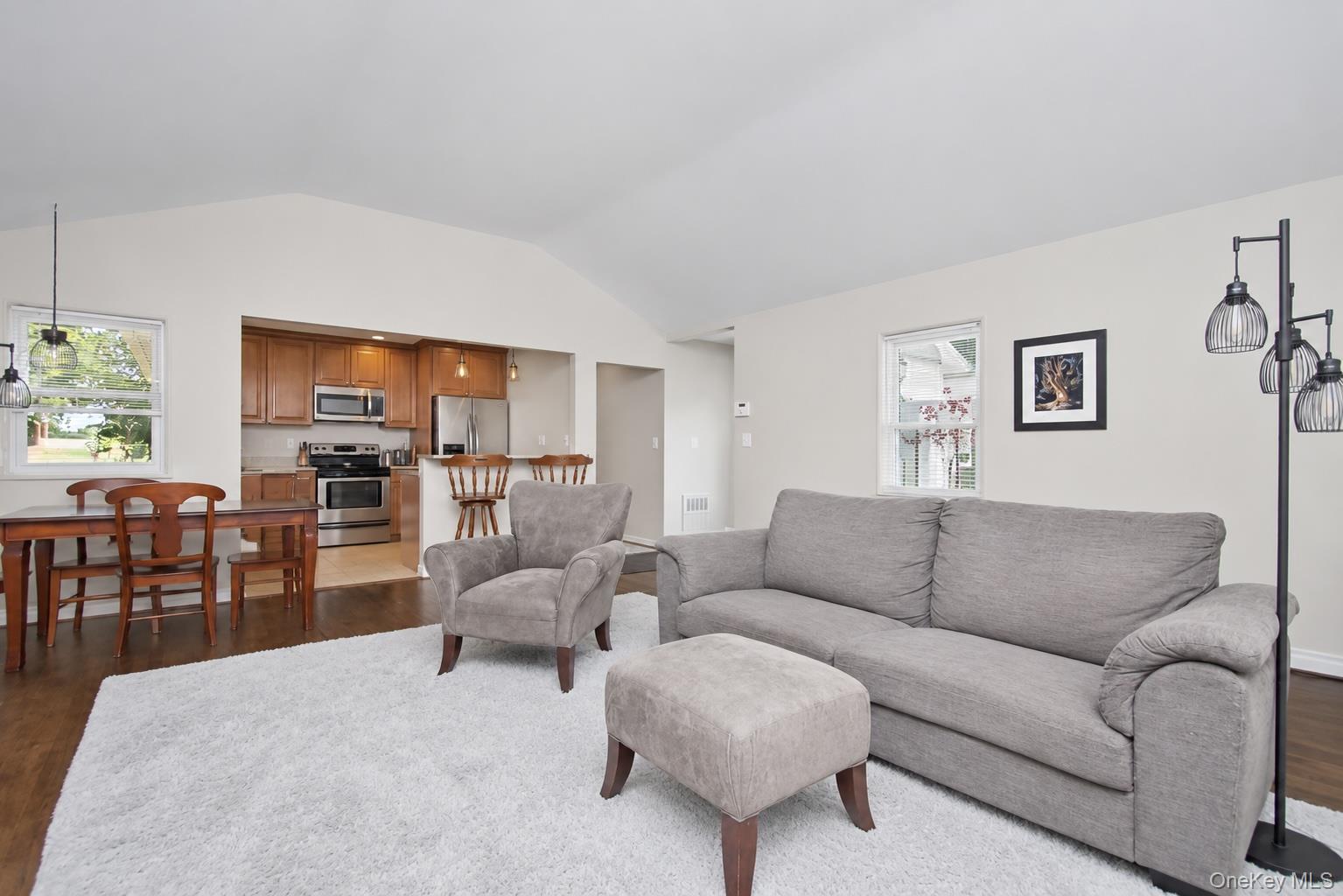 7 Tudor Place – For Rent photo 3
