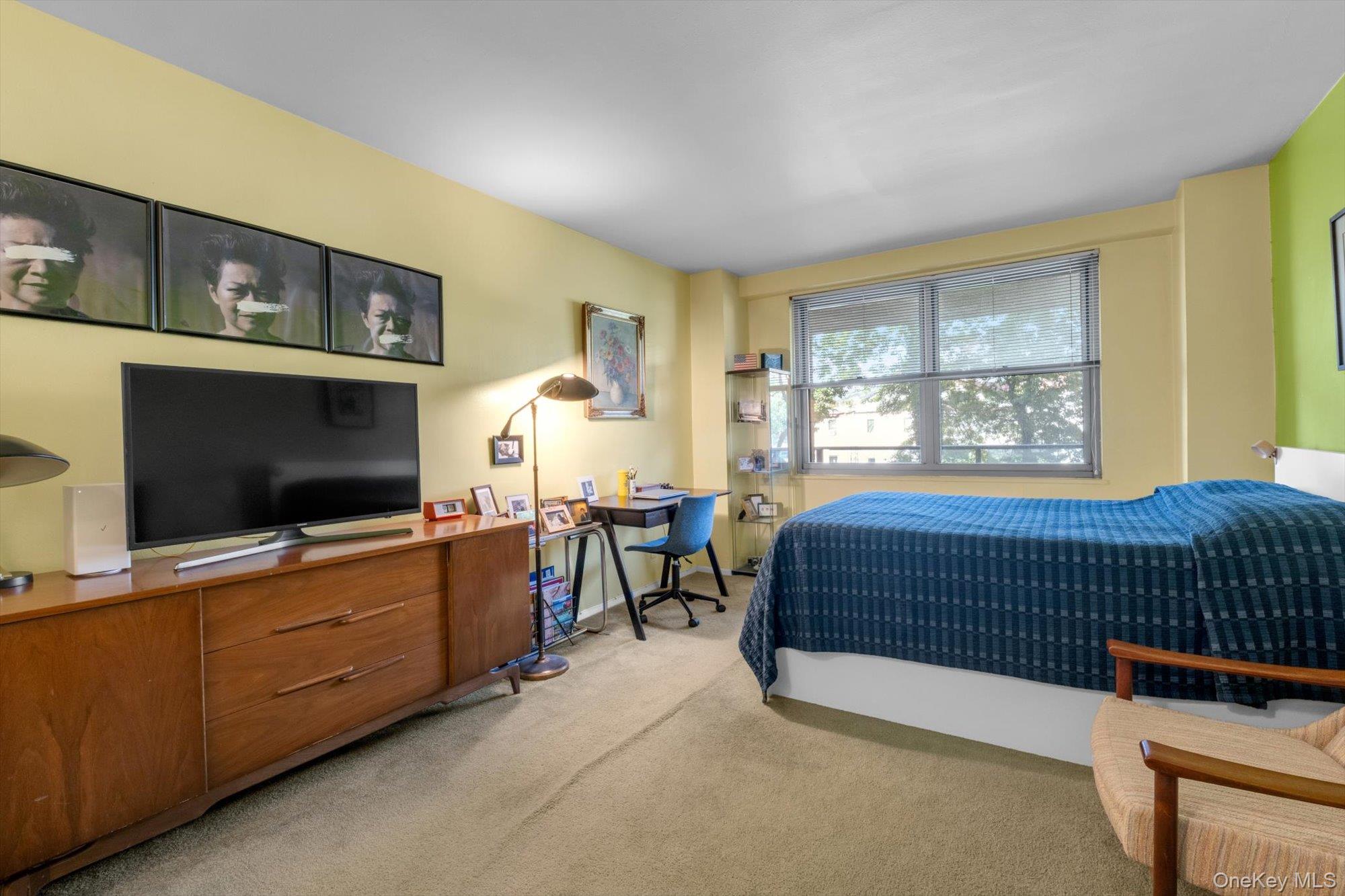 61-20 Grand Central Parkway, Unit A208 photo 6