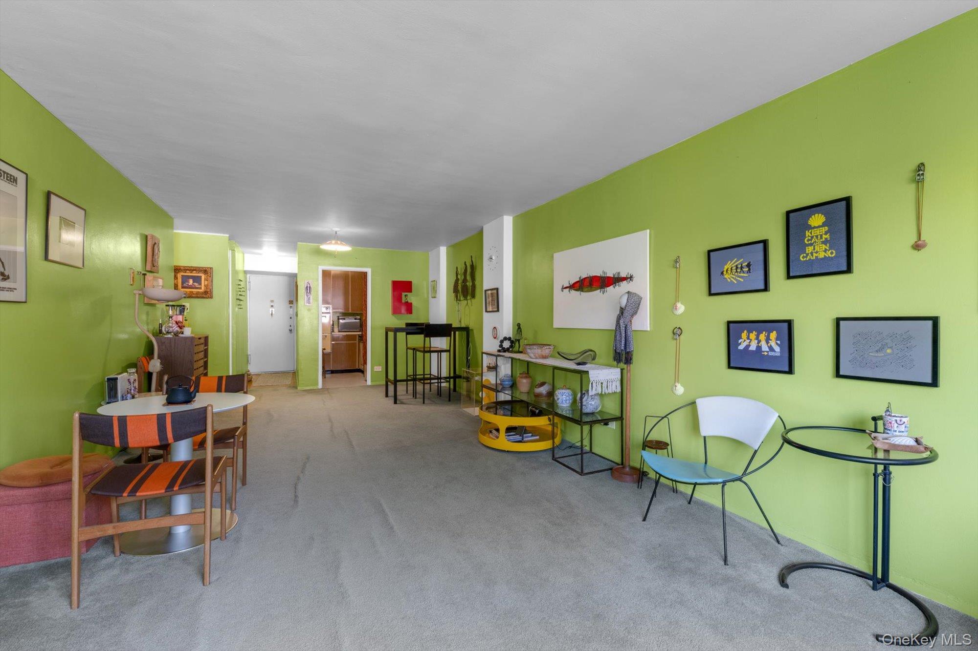 61-20 Grand Central Parkway, Unit A208 photo 8
