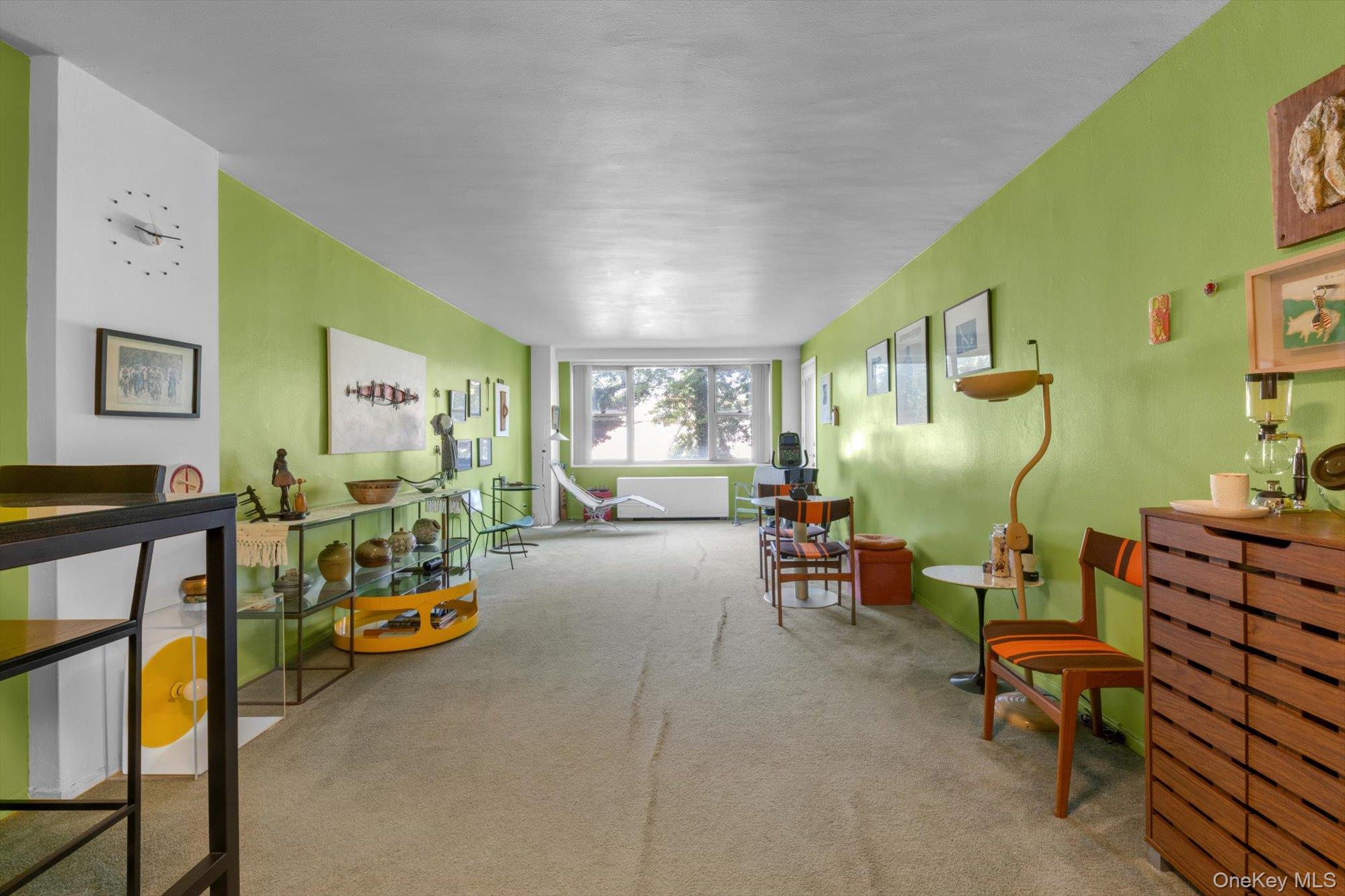 61-20 Grand Central Parkway, Unit A208 photo 4