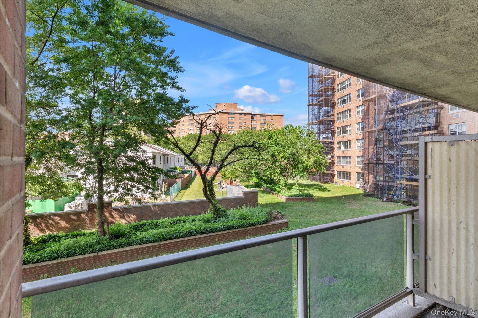 61-20 Grand Central Parkway, Unit A208 photo 5