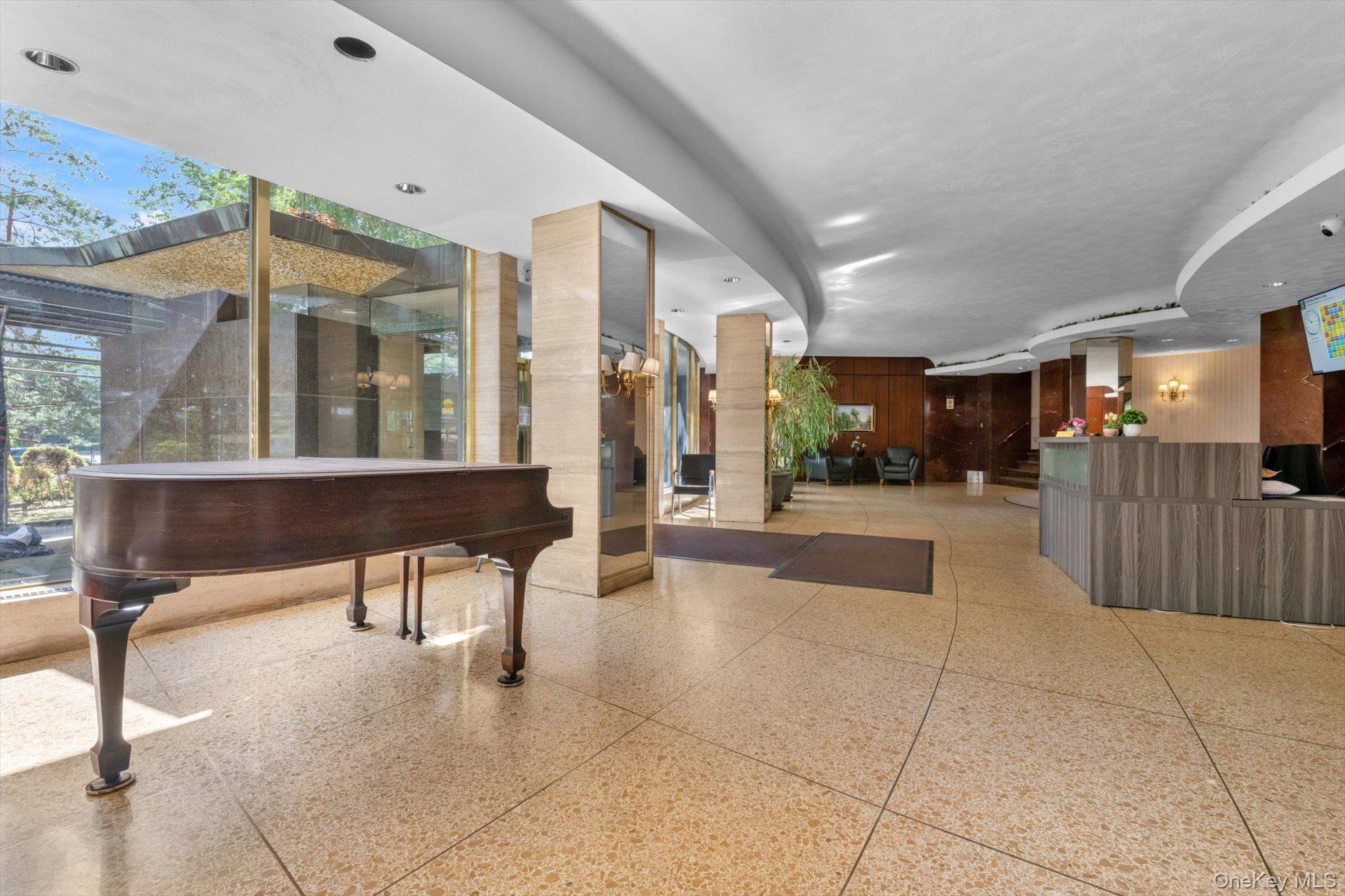 61-20 Grand Central Parkway, Unit A208 photo 13