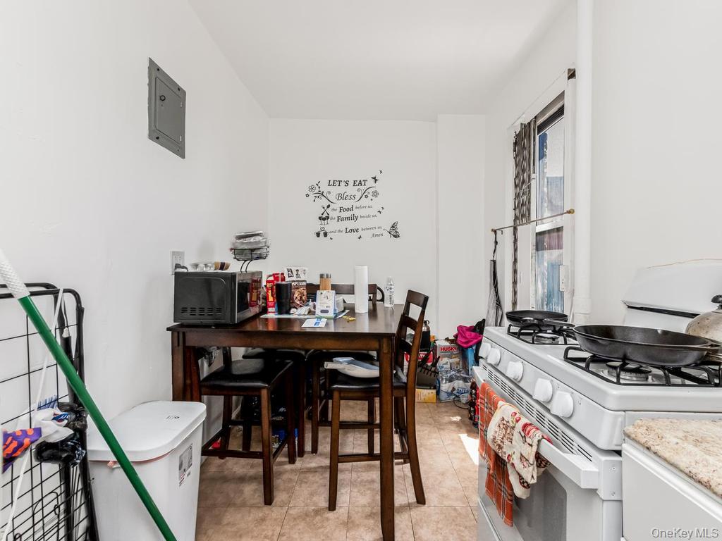 1534 Beach Avenue – For Sale photo 3