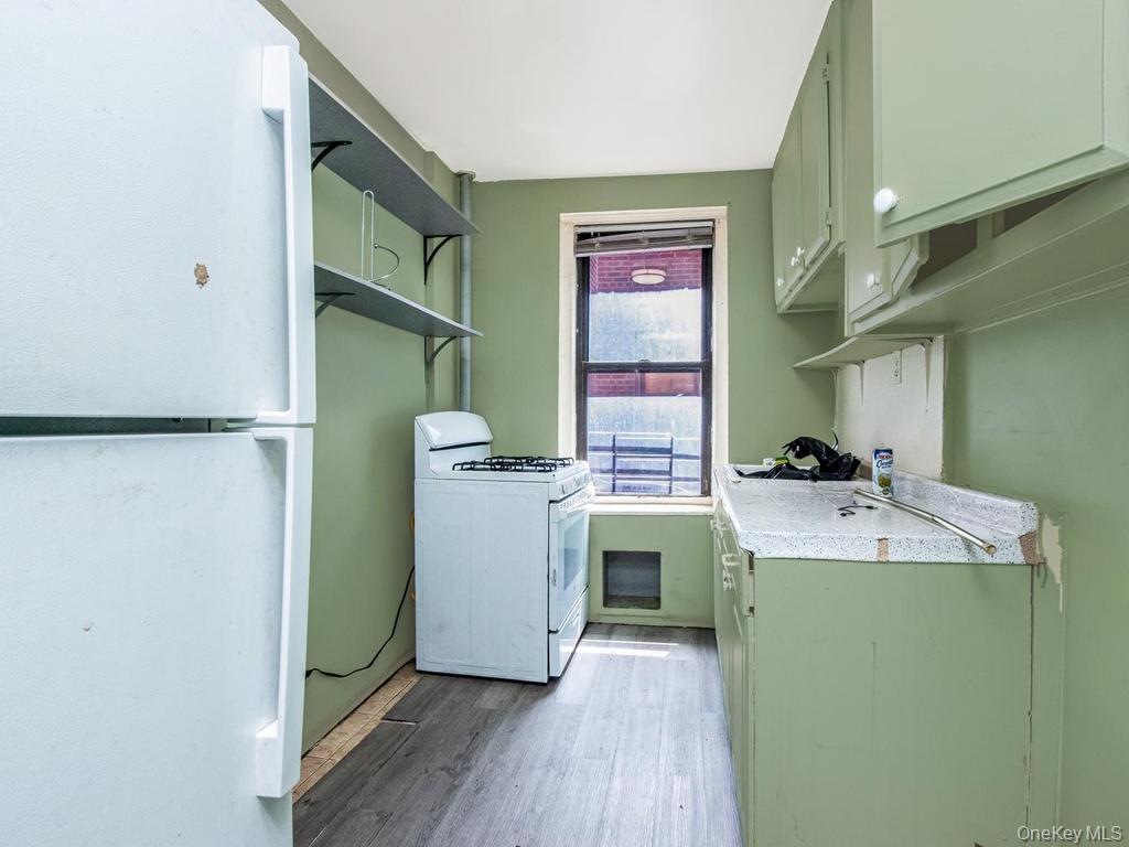 1534 Beach Avenue – For Sale photo 21