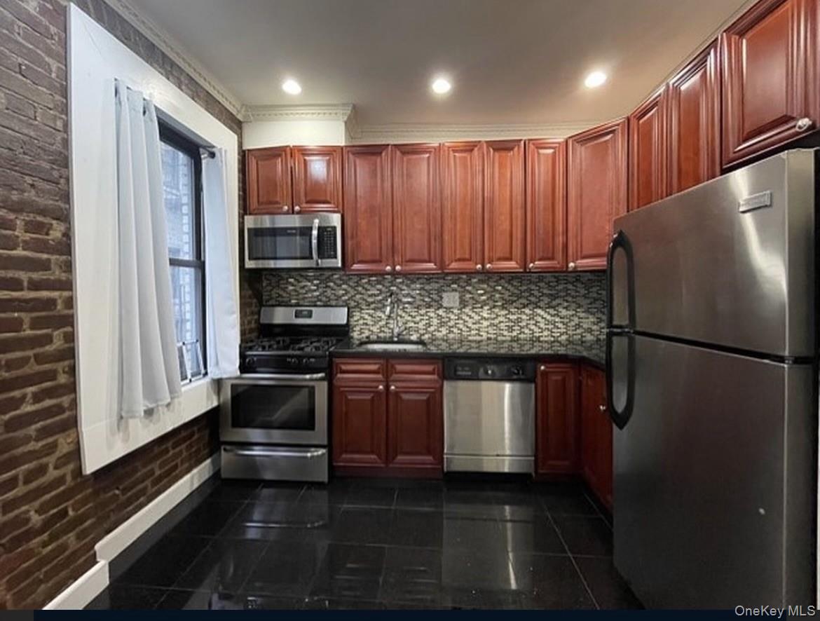 2106 35, Unit C3 photo 2