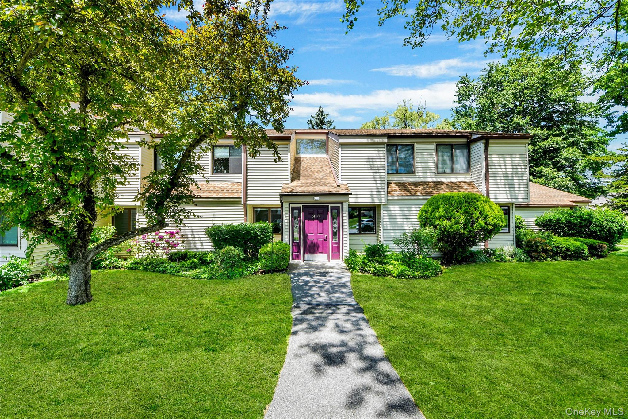 51 Jefferson Oval, Unit E