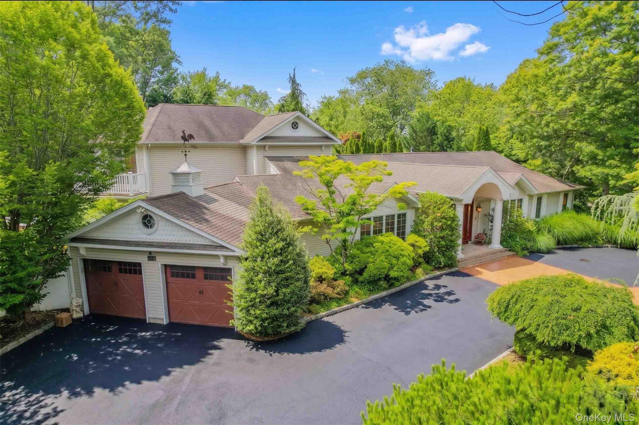 20 Astro Place – For Sale photo 2