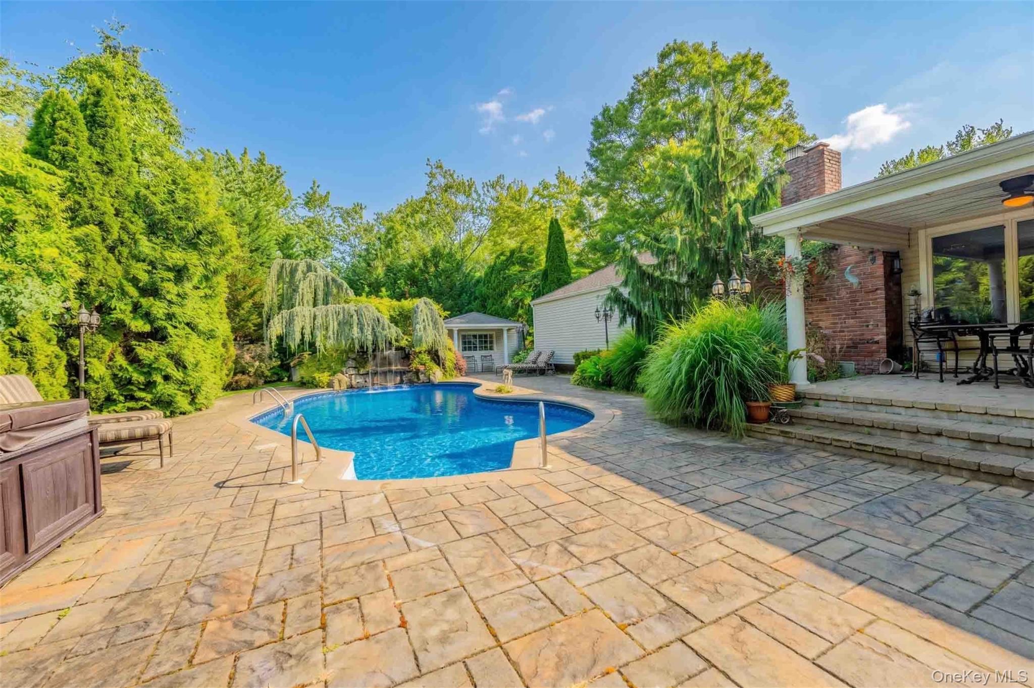 20 Astro Place – For Sale photo 41