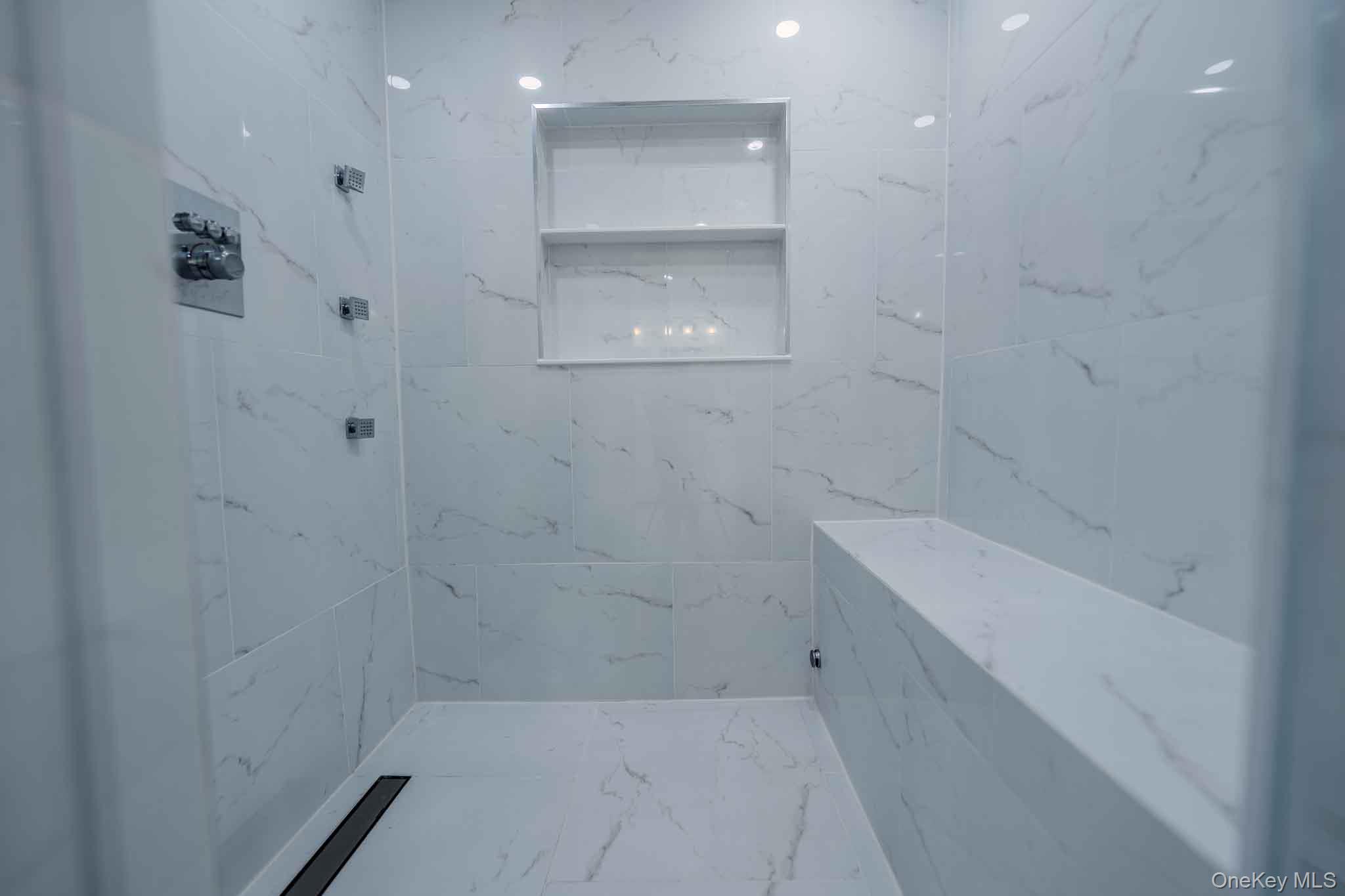 20 Astro Place – For Sale photo 29