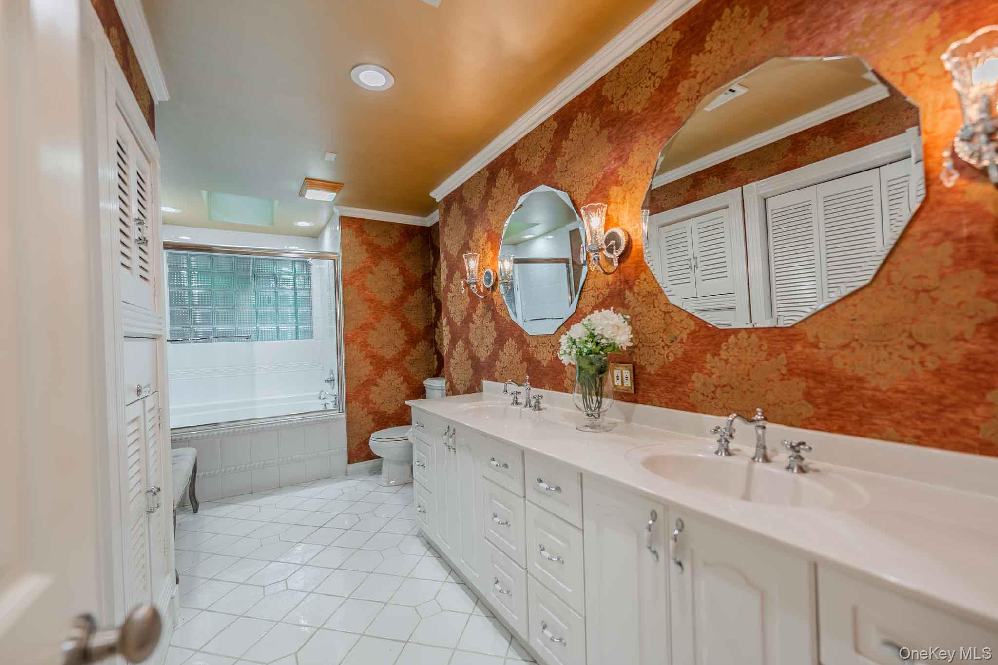 20 Astro Place – For Sale photo 19