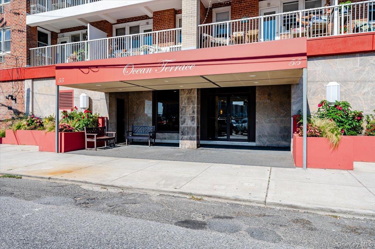 55 Monroe Boulevard, Unit 3P photo 3