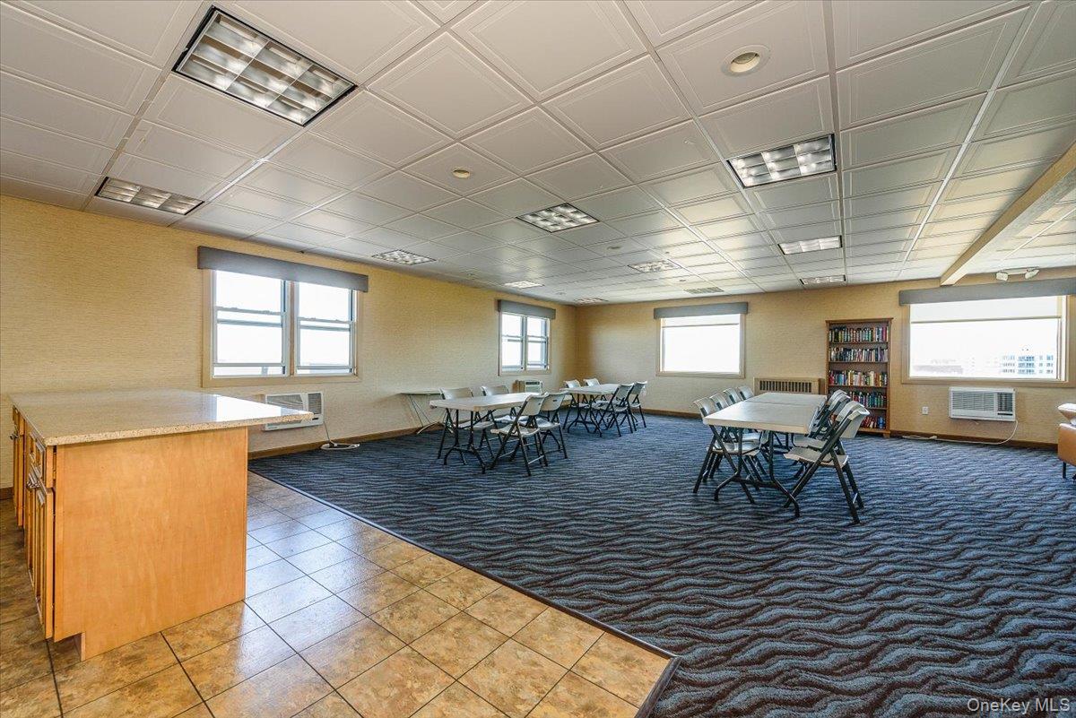 55 Monroe Boulevard, Unit 3P photo 18