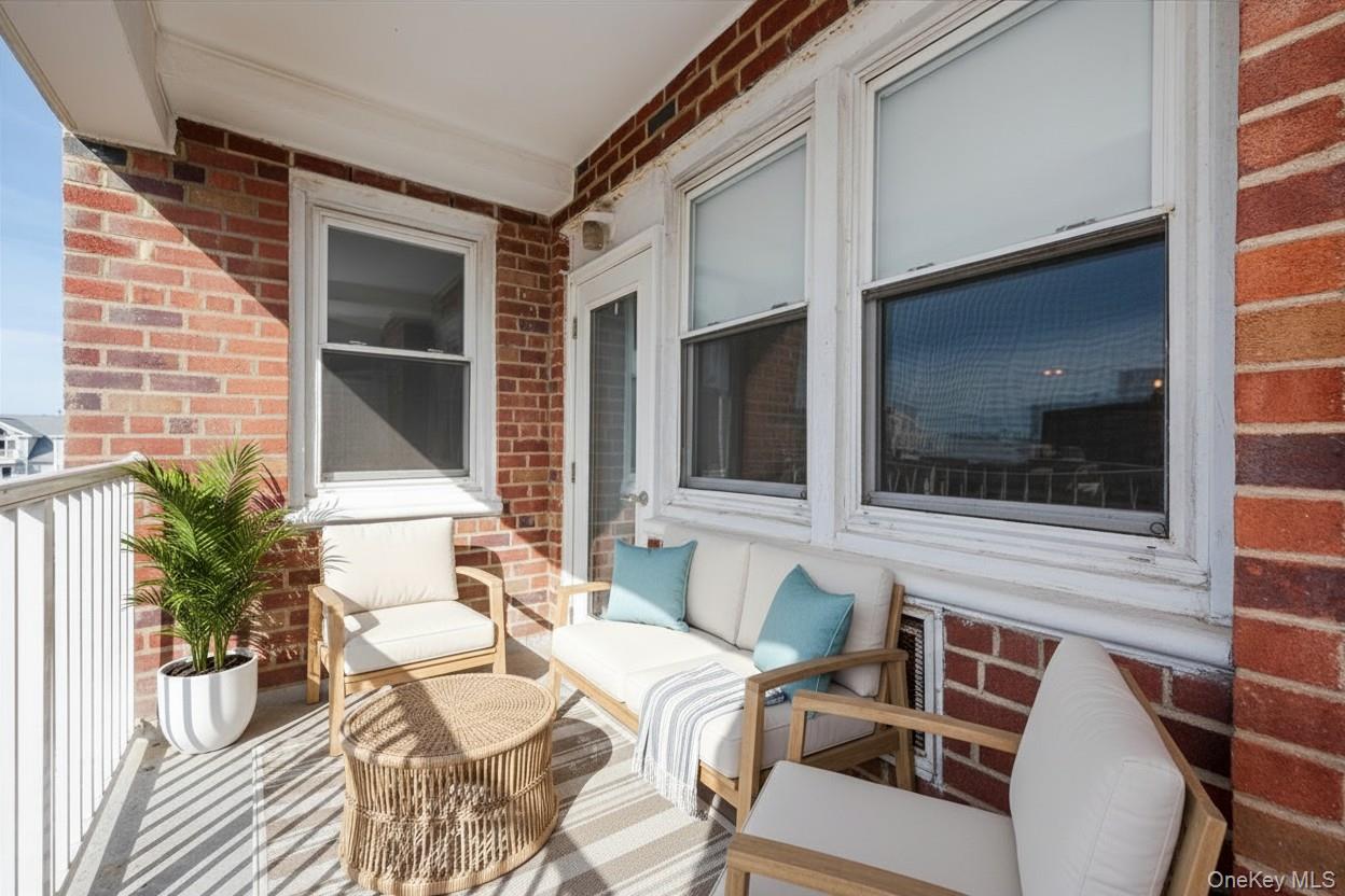 55 Monroe Boulevard, Unit 3P photo 16