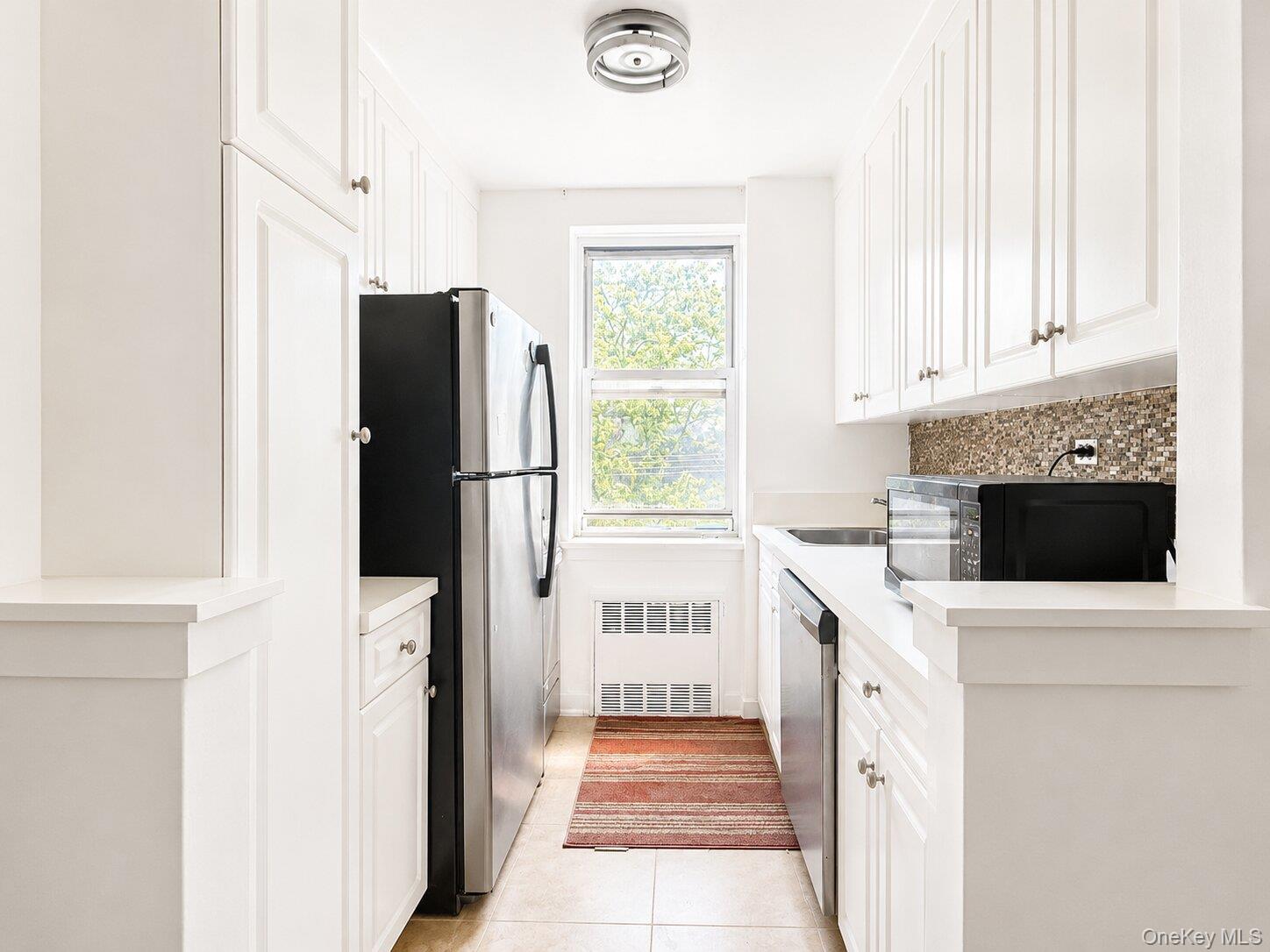 4295 Webster Avenue, Unit 2D photo 7