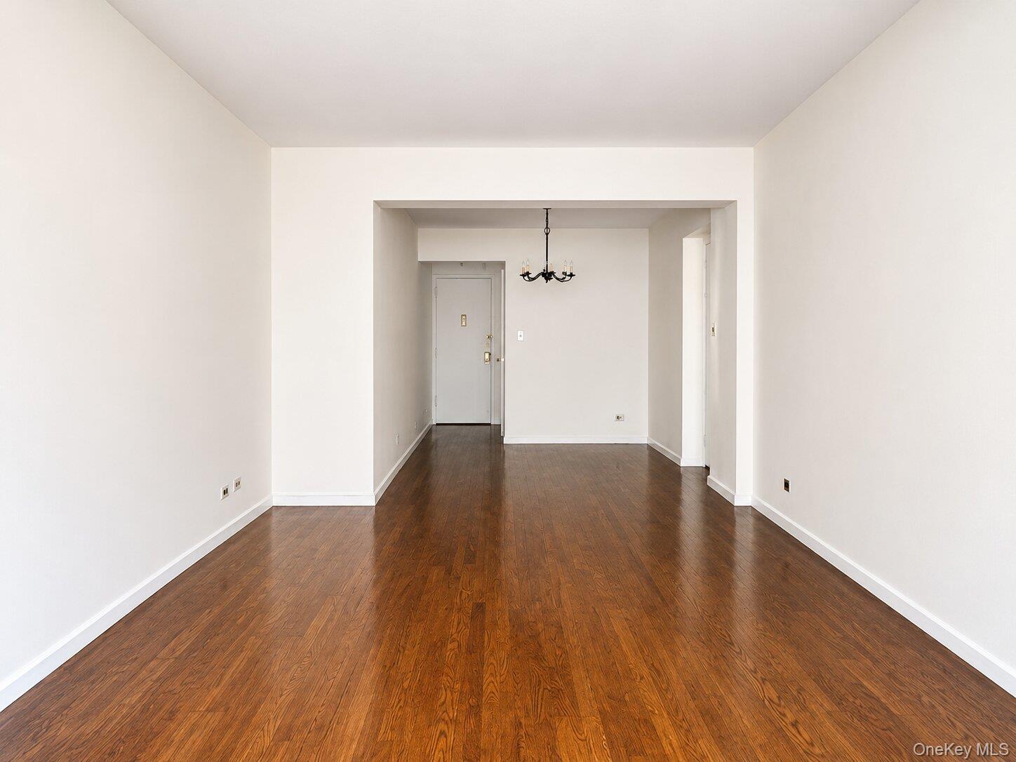 4295 Webster Avenue, Unit 2D photo 4