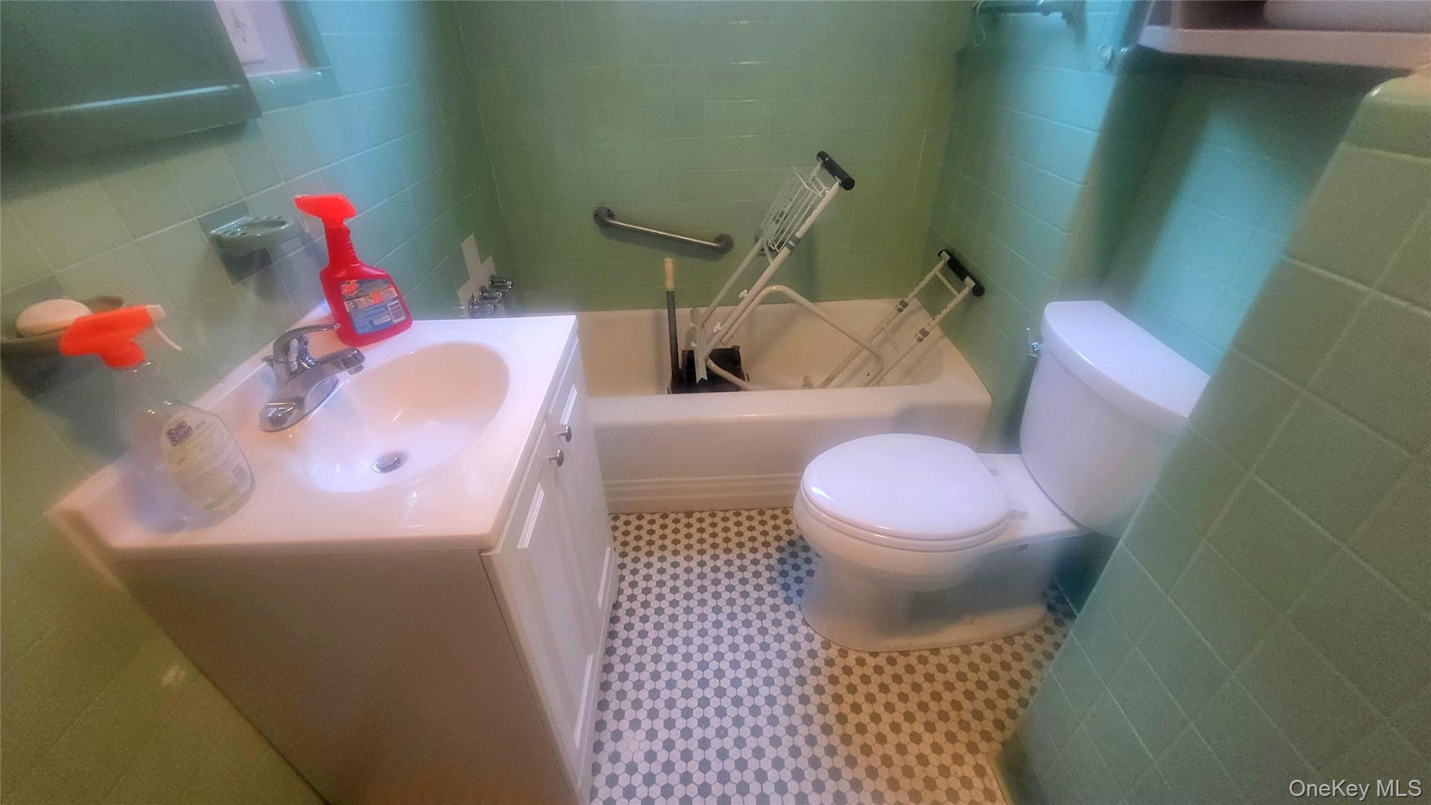 319 Mansion Street, Unit 1 photo 4