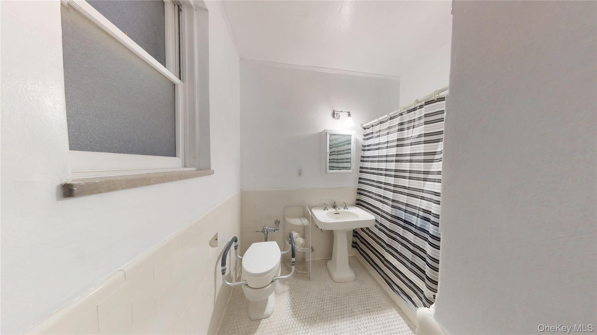 34-37 80th Street, Unit 32 photo 20
