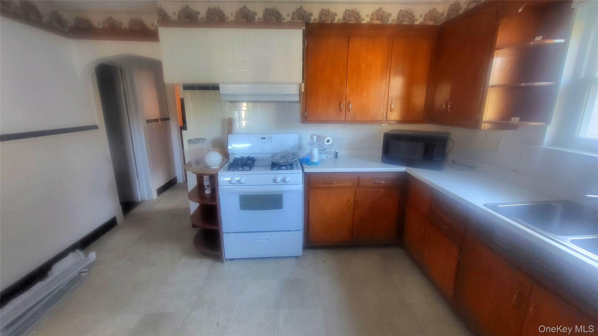 319 Mansion Street, Unit 2 photo 6