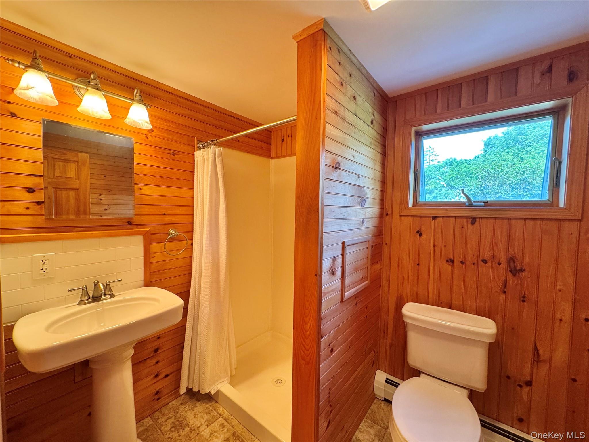 470 W Main Street – For Sale photo 28
