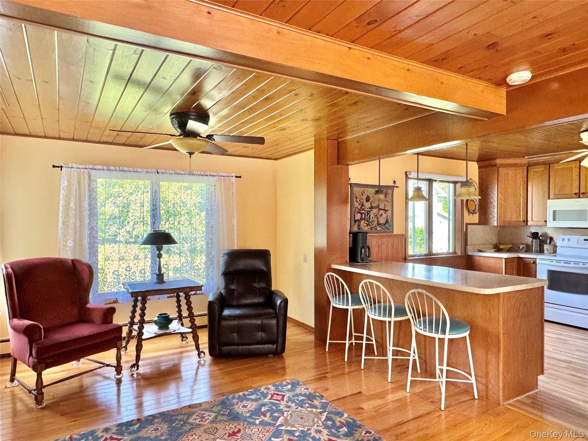 470 W Main Street – For Sale photo 11