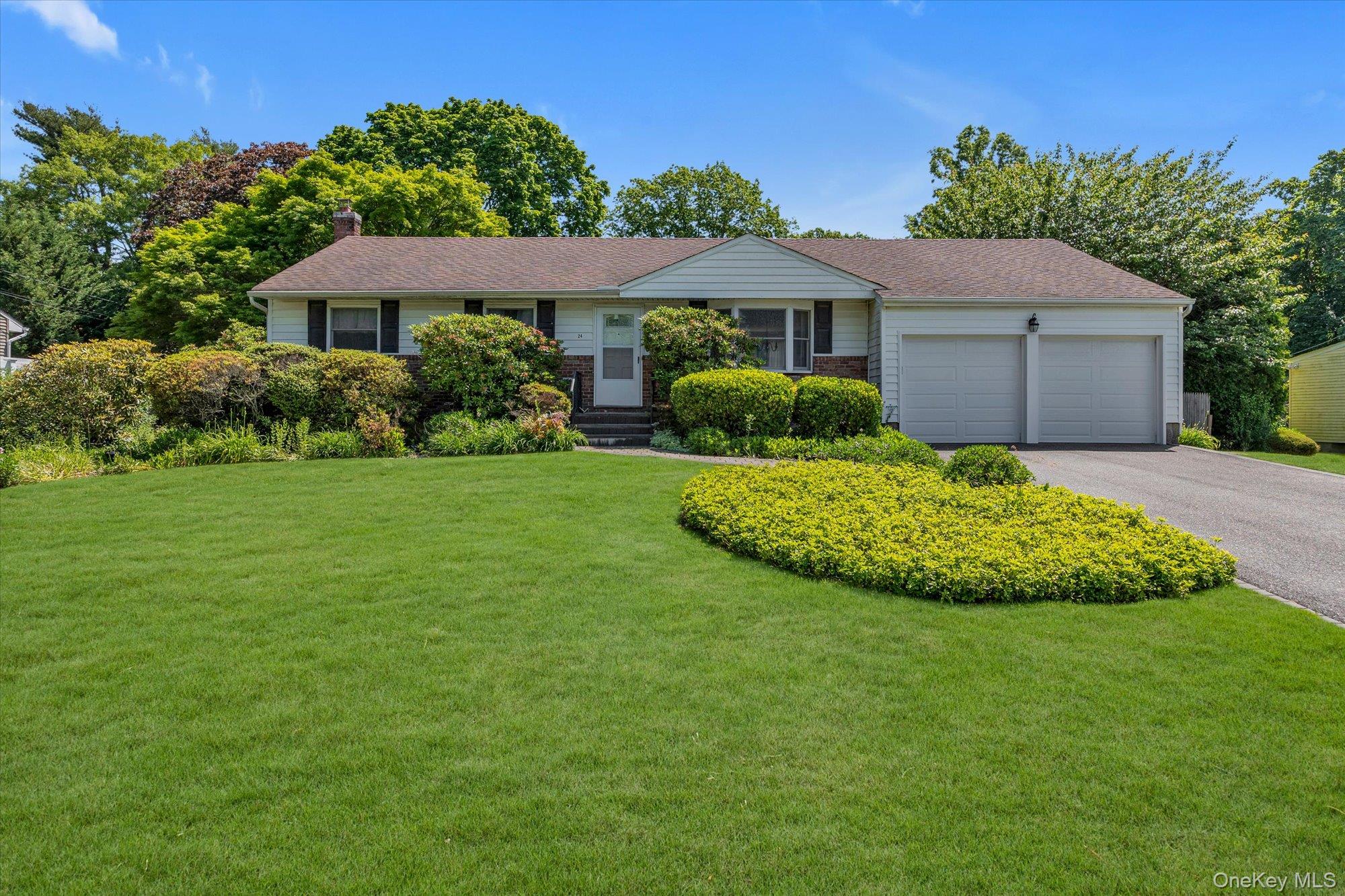 24 Eastover Drive – For Sale