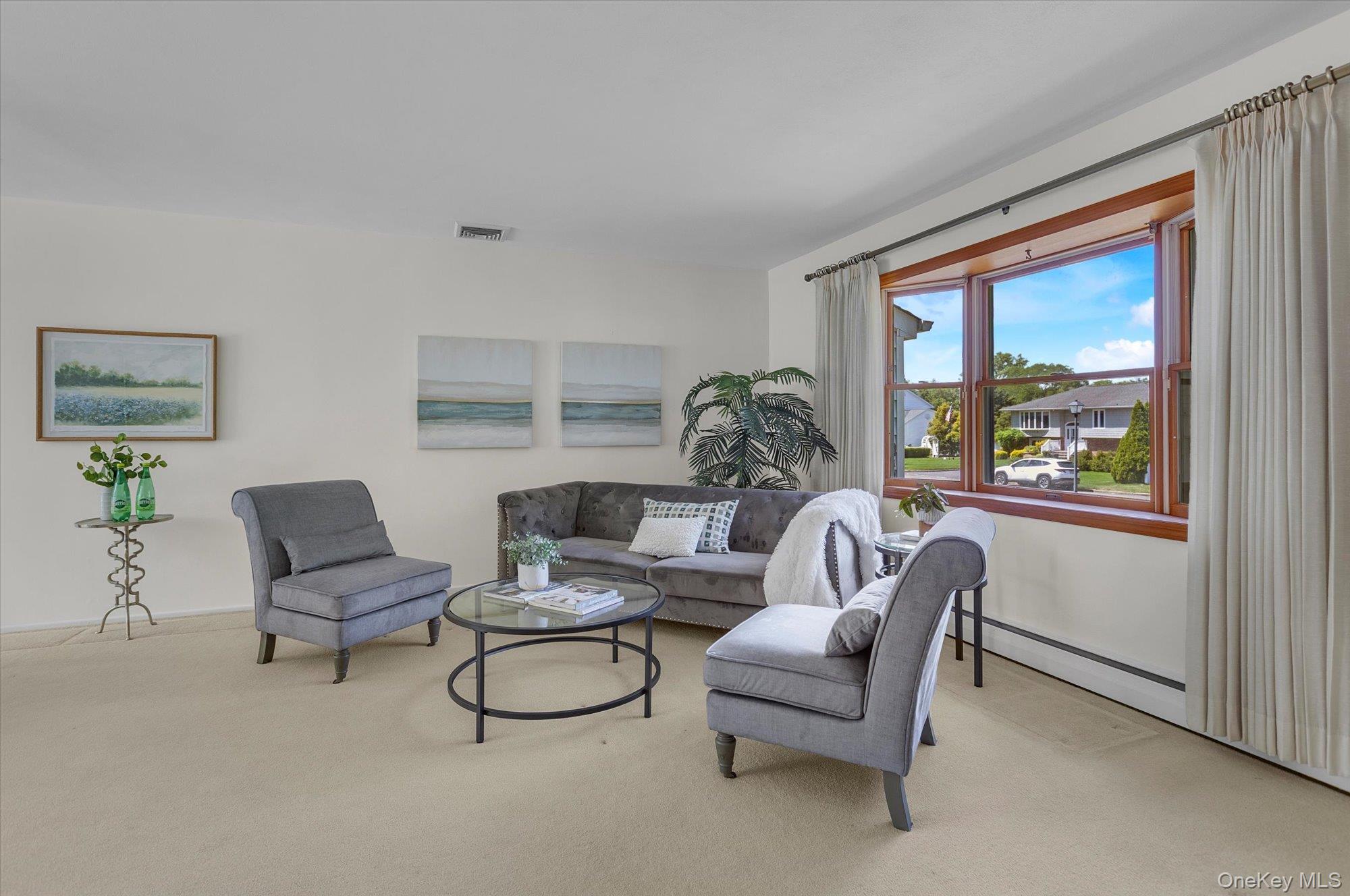 24 Eastover Drive – For Sale photo 3