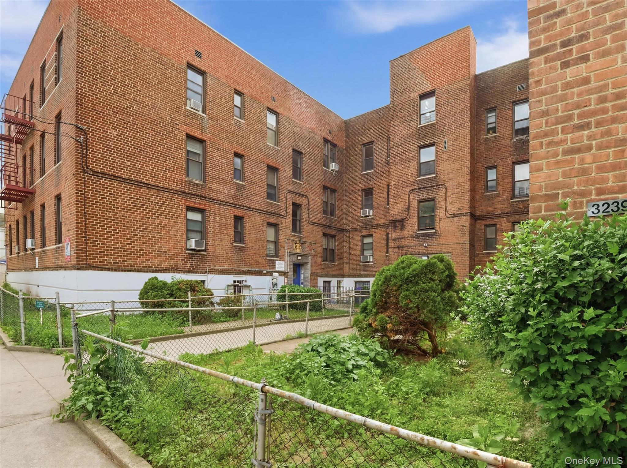 3231 Barker Avenue, Unit 2A photo 18