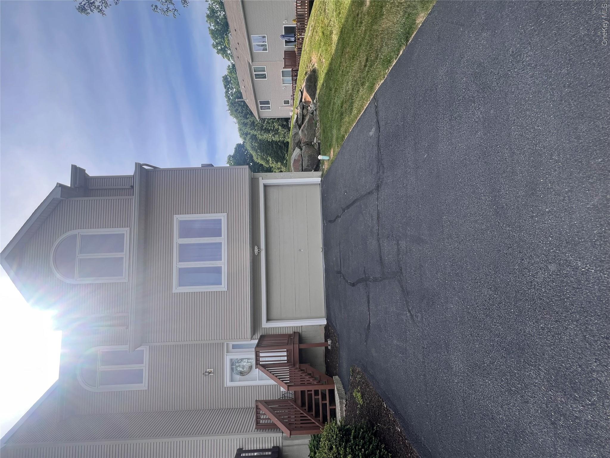10 Rockridge Drive – For Sale