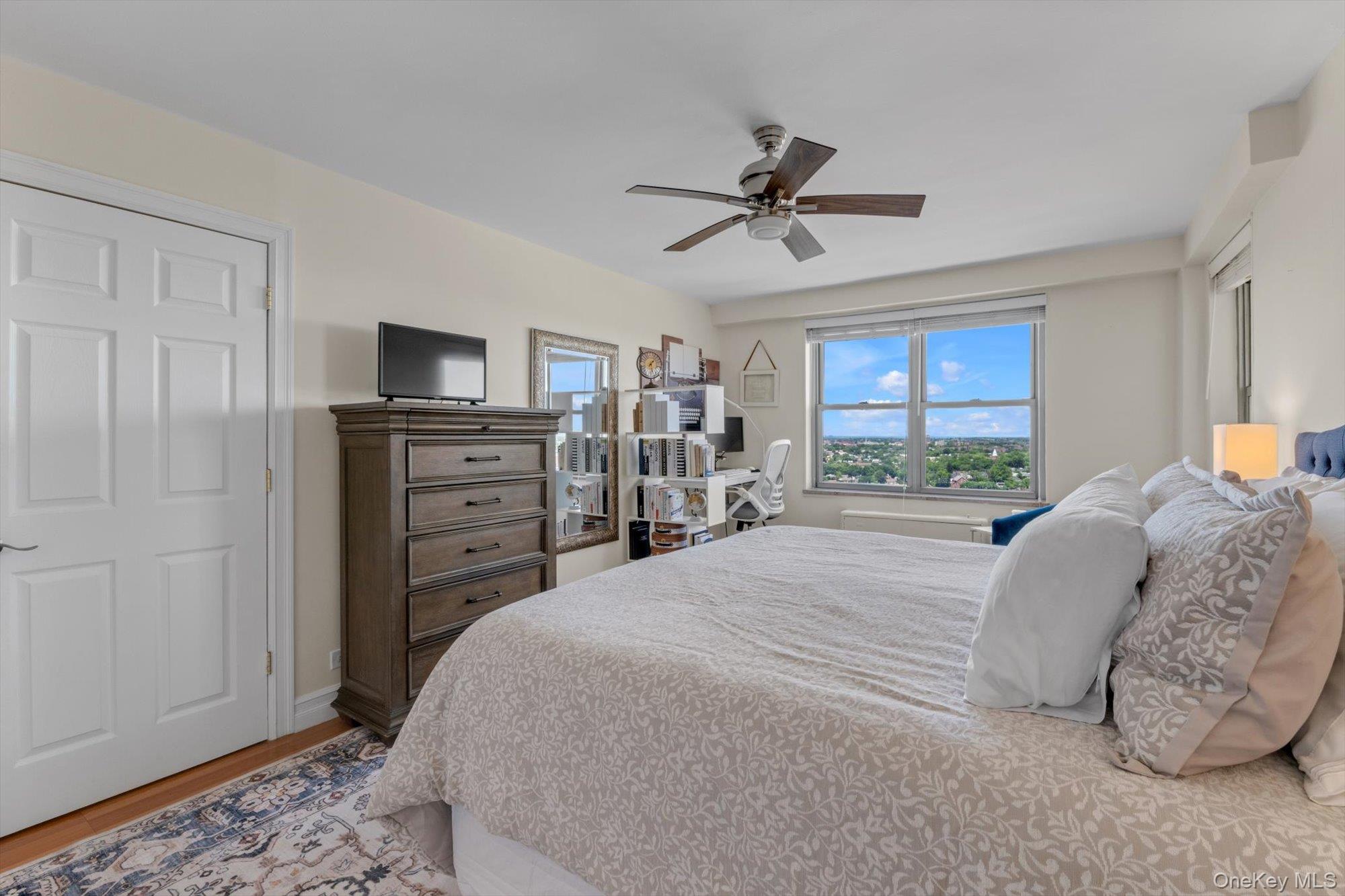 125-10 Queens Boulevard, Unit 2106 photo 9