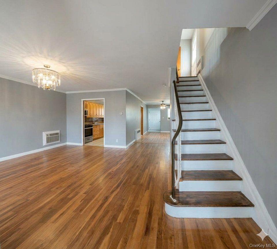 1305 133rd Place – For Sale photo 3